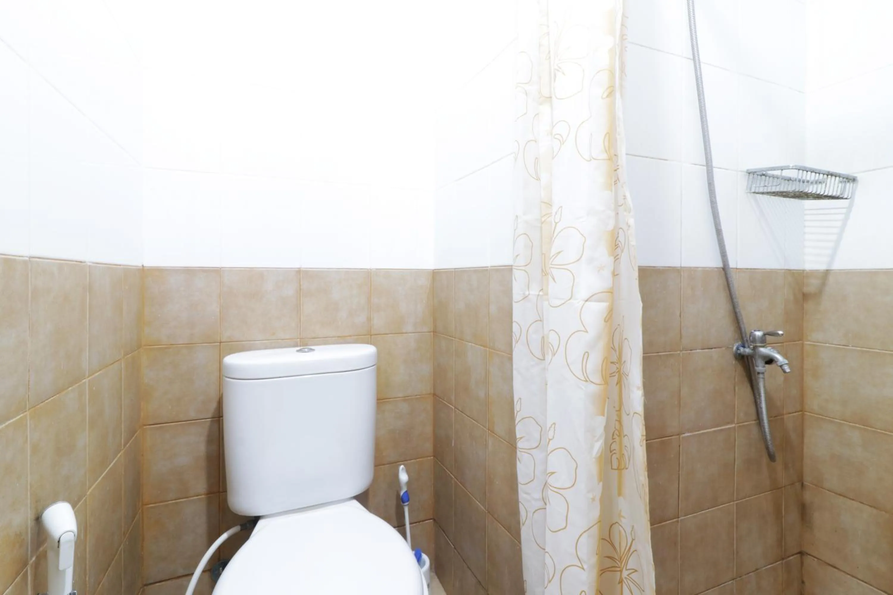 Bathroom in Green Pramuka City by SR Property