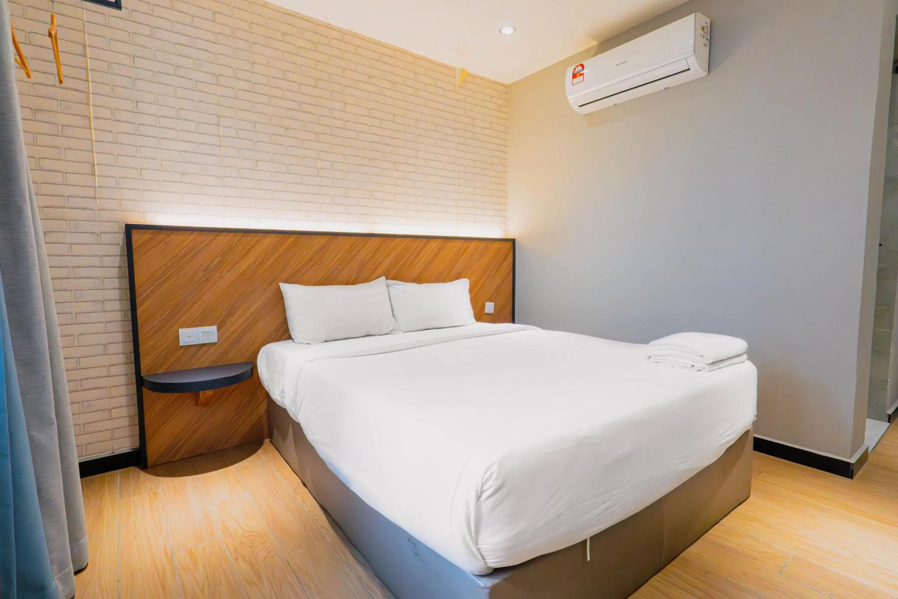 Bed in Hotel 99 Seri Kembangan Serdang