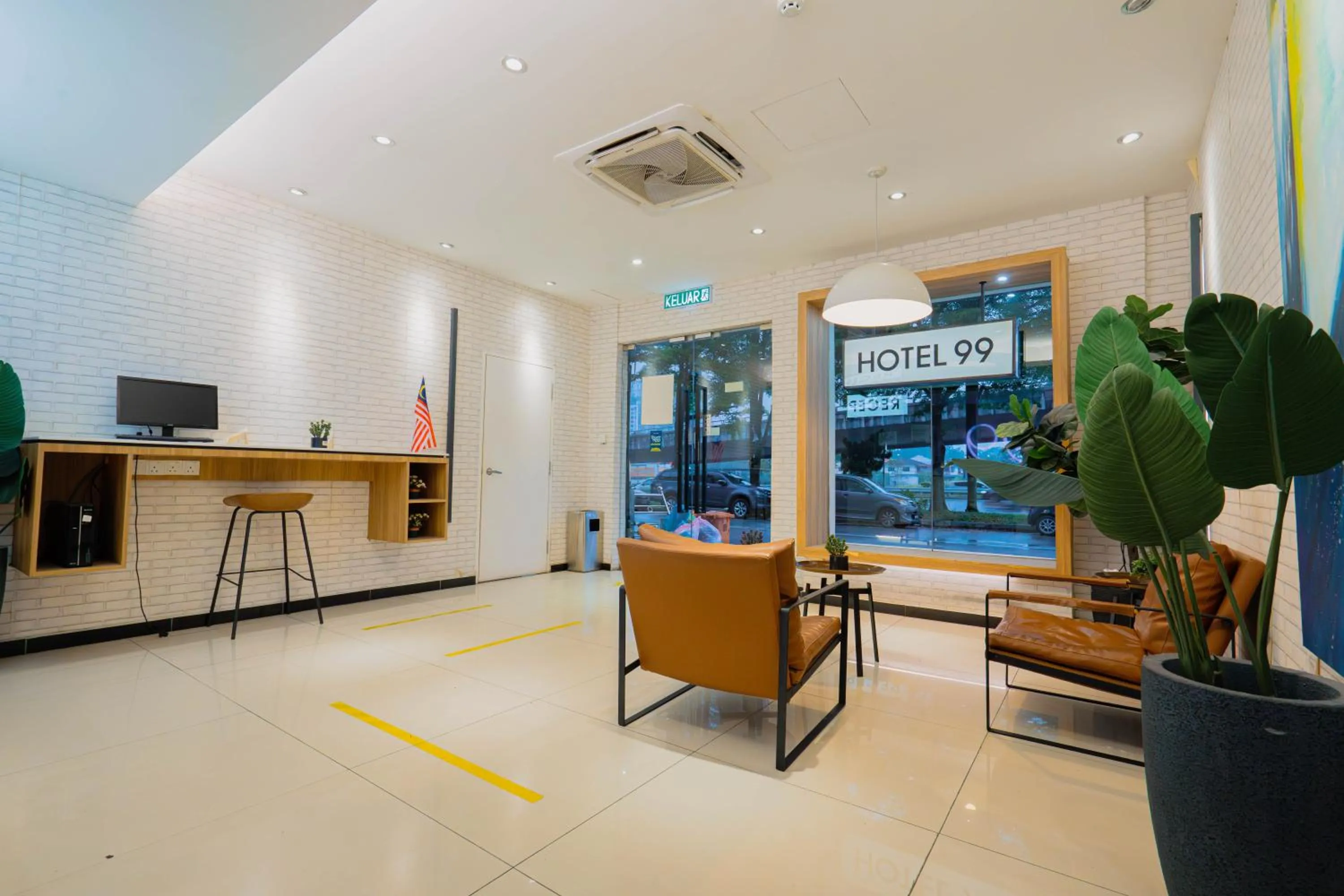 Seating area in Hotel 99 Seri Kembangan Serdang