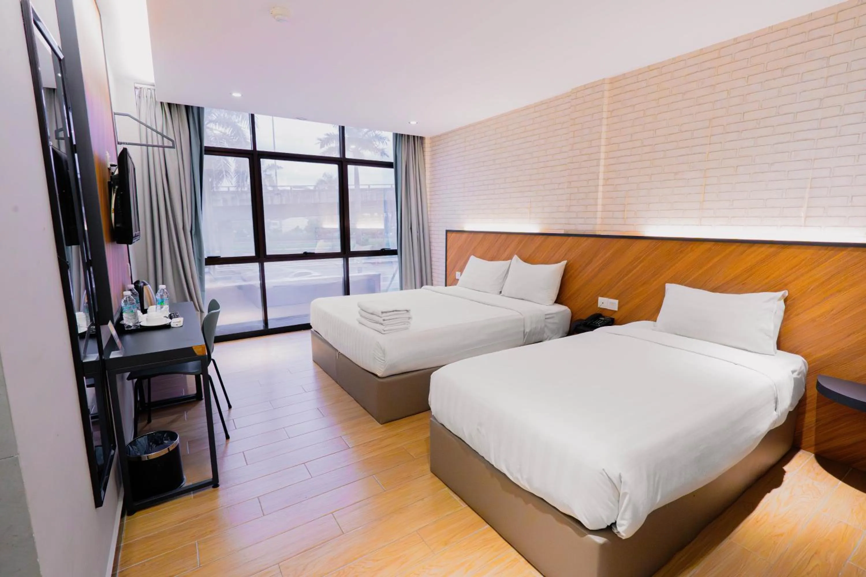 Bedroom, Bed in Hotel 99 Seri Kembangan Serdang