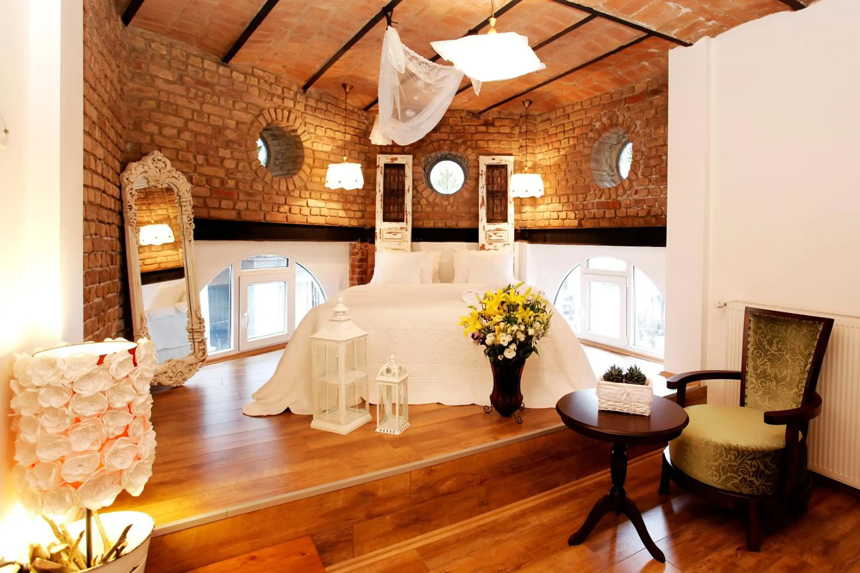 The White Swan Suites Beyoglu The White Swan Suites Beyoglu