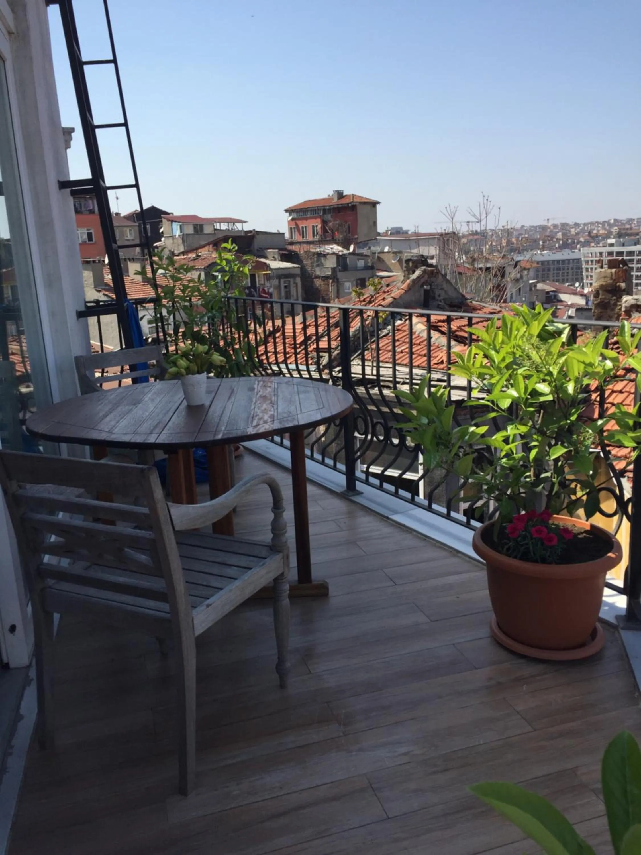 Balcony/Terrace in The White Swan Suites Beyoglu