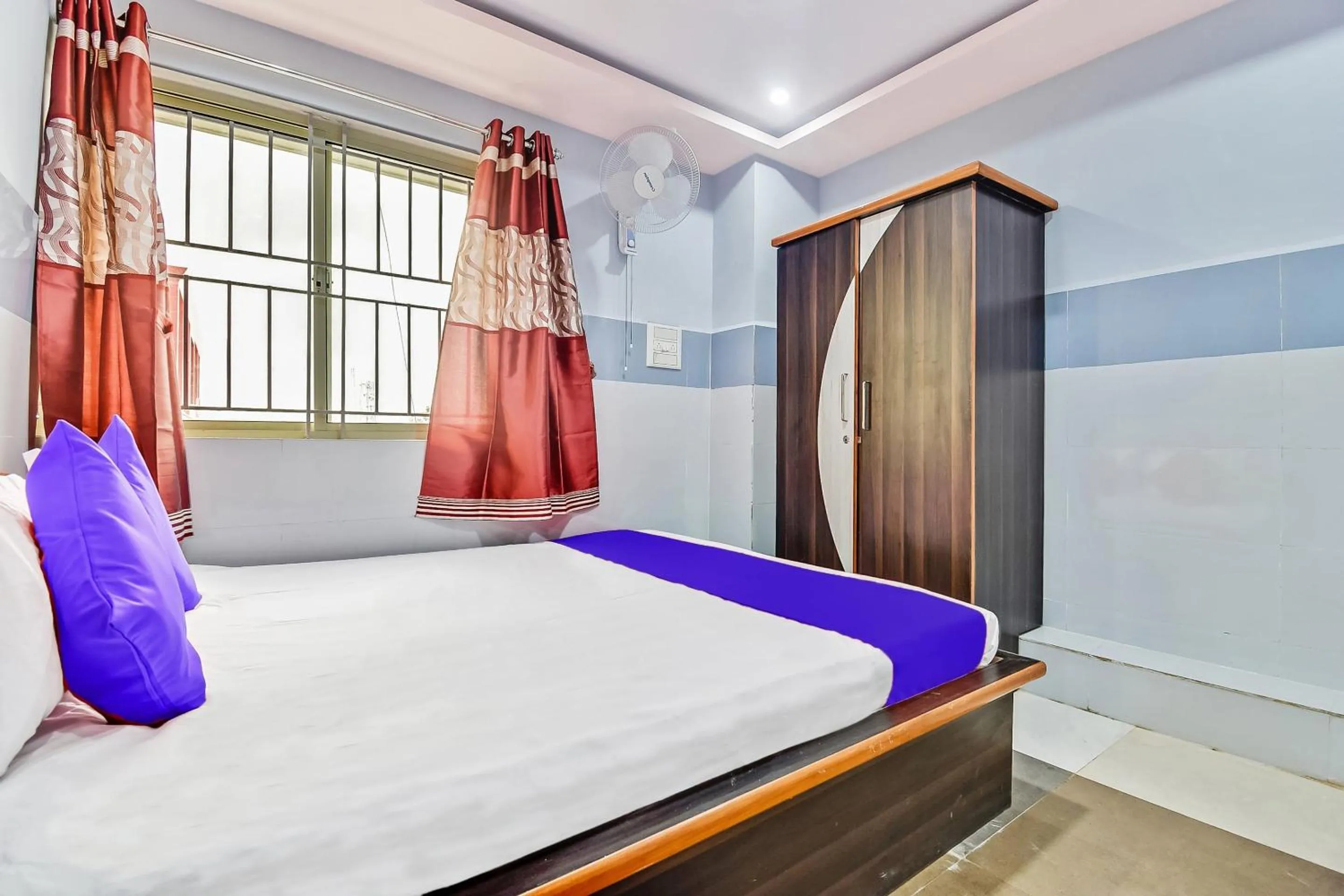 Bedroom, Bed in SPOT ON Gayatri Comforts