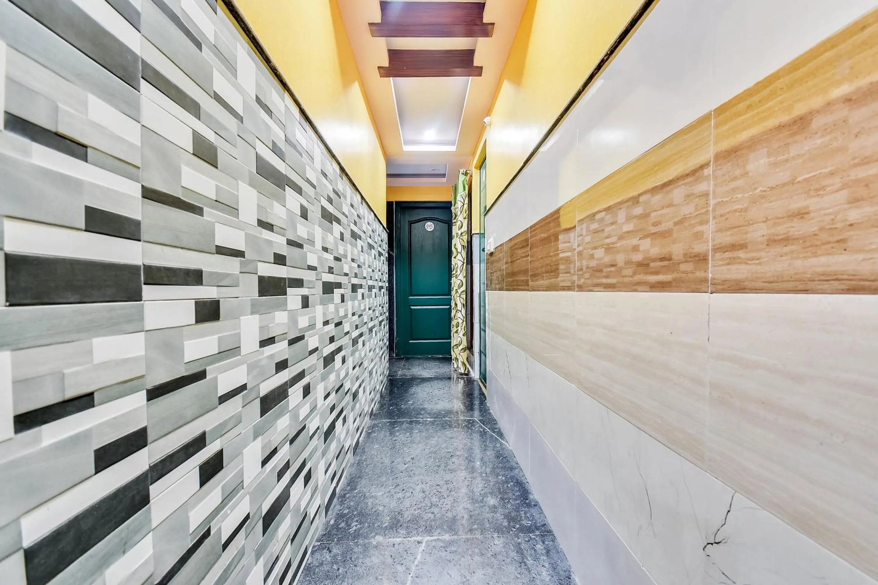 Lobby or reception in SPOT ON Gayatri Comforts