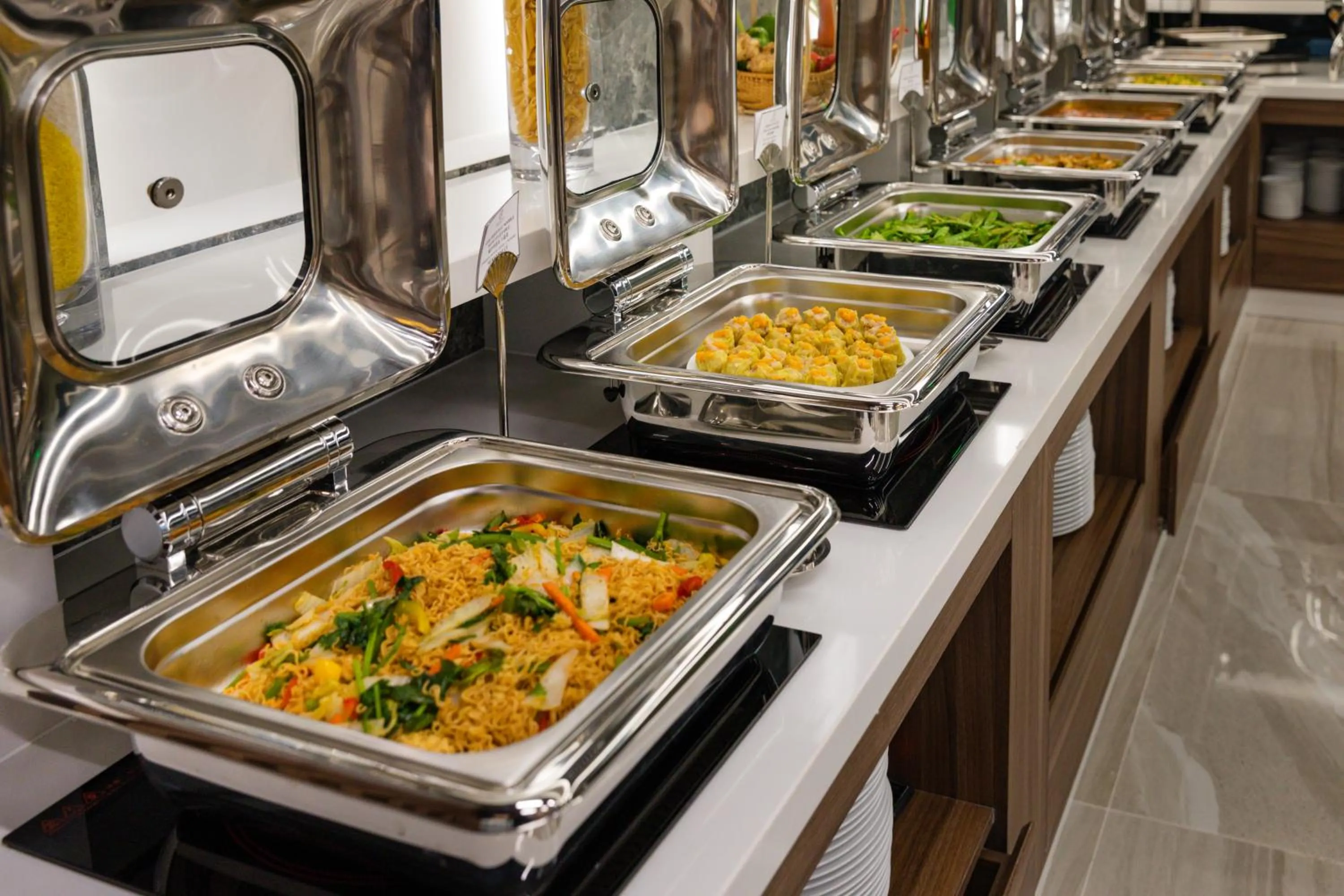 Buffet breakfast in Nalicas Nha Trang Hotel