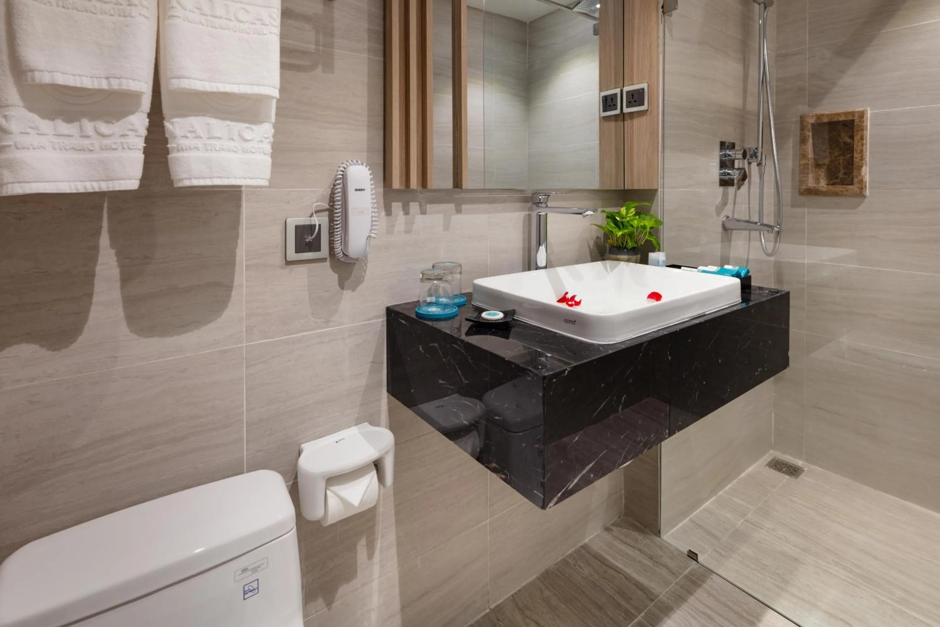 Bathroom in Nalicas Nha Trang Hotel