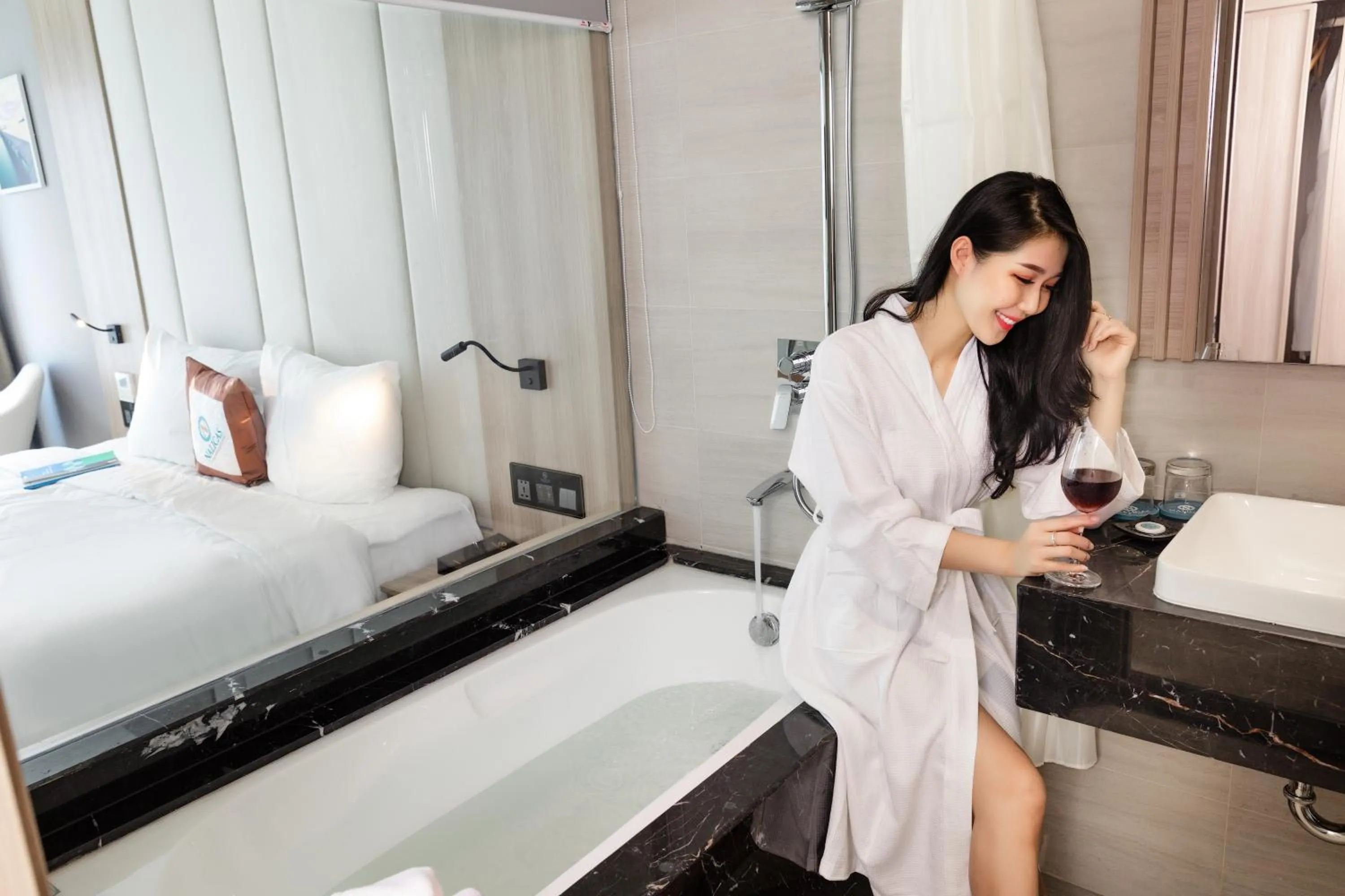 People, Bed in Nalicas Nha Trang Hotel