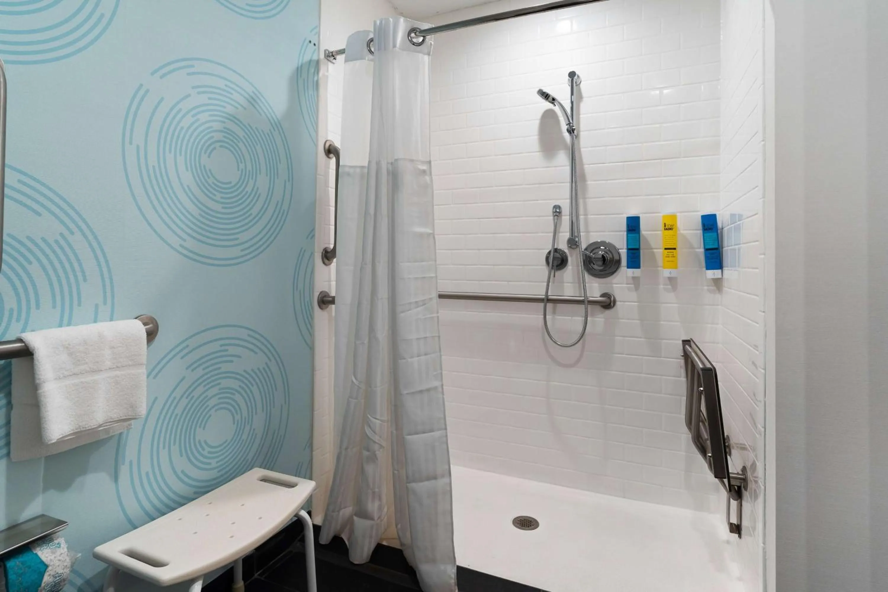 Bathroom in Tru By Hilton Greensboro Lake Oconee, Ga