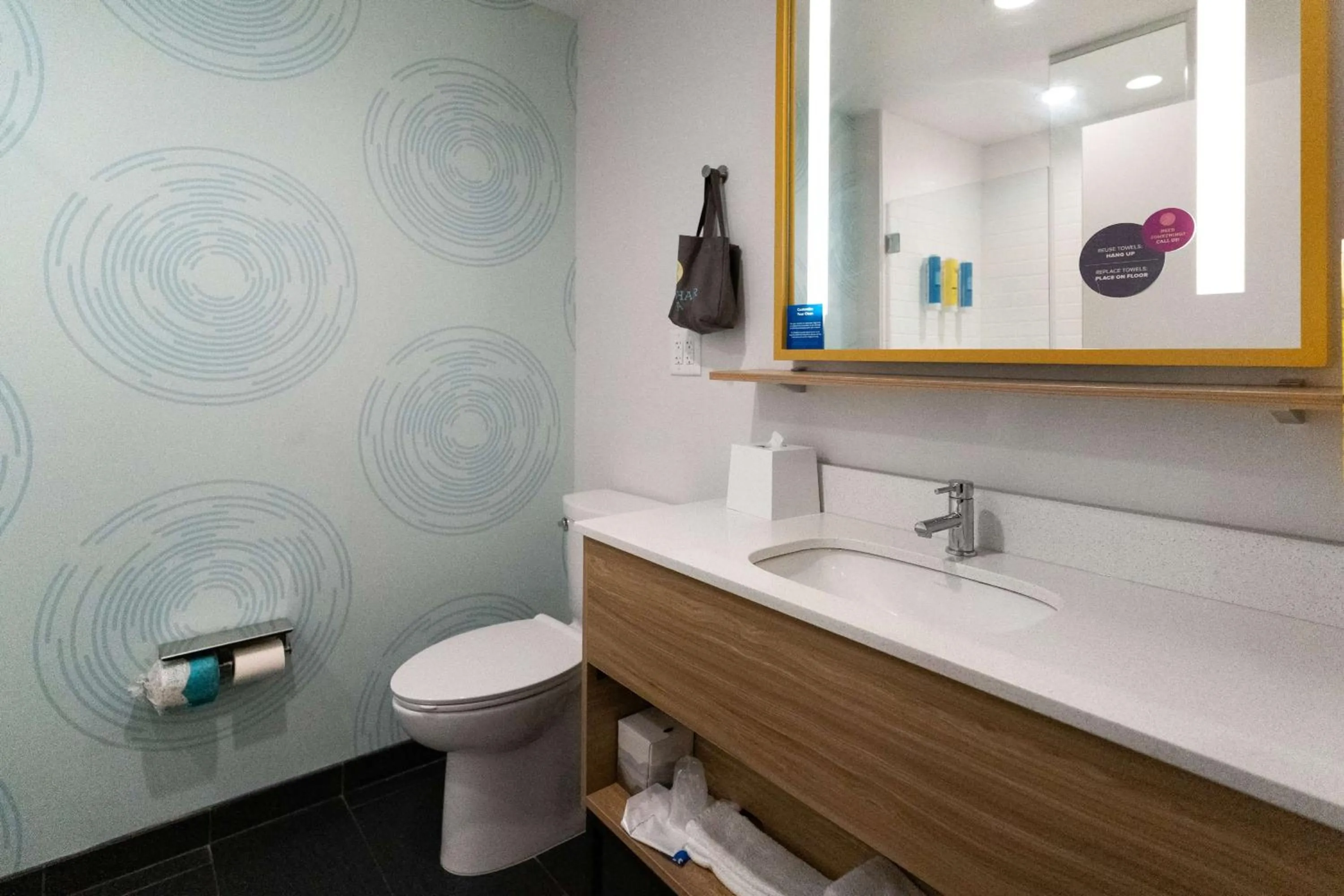 Bathroom in Tru By Hilton Greensboro Lake Oconee, Ga