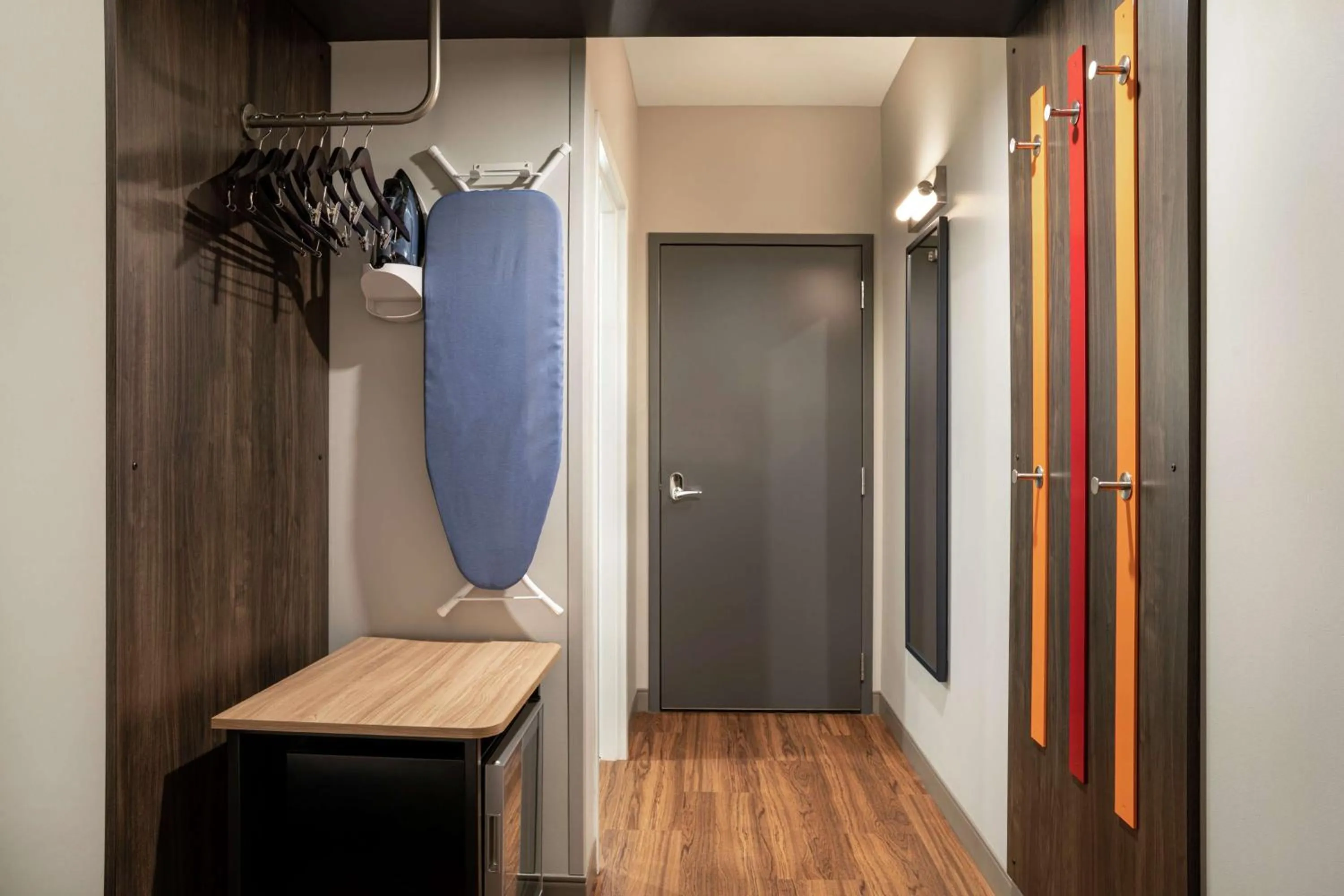 Photo of the whole room in Tru By Hilton Denver Downtown Convention Center