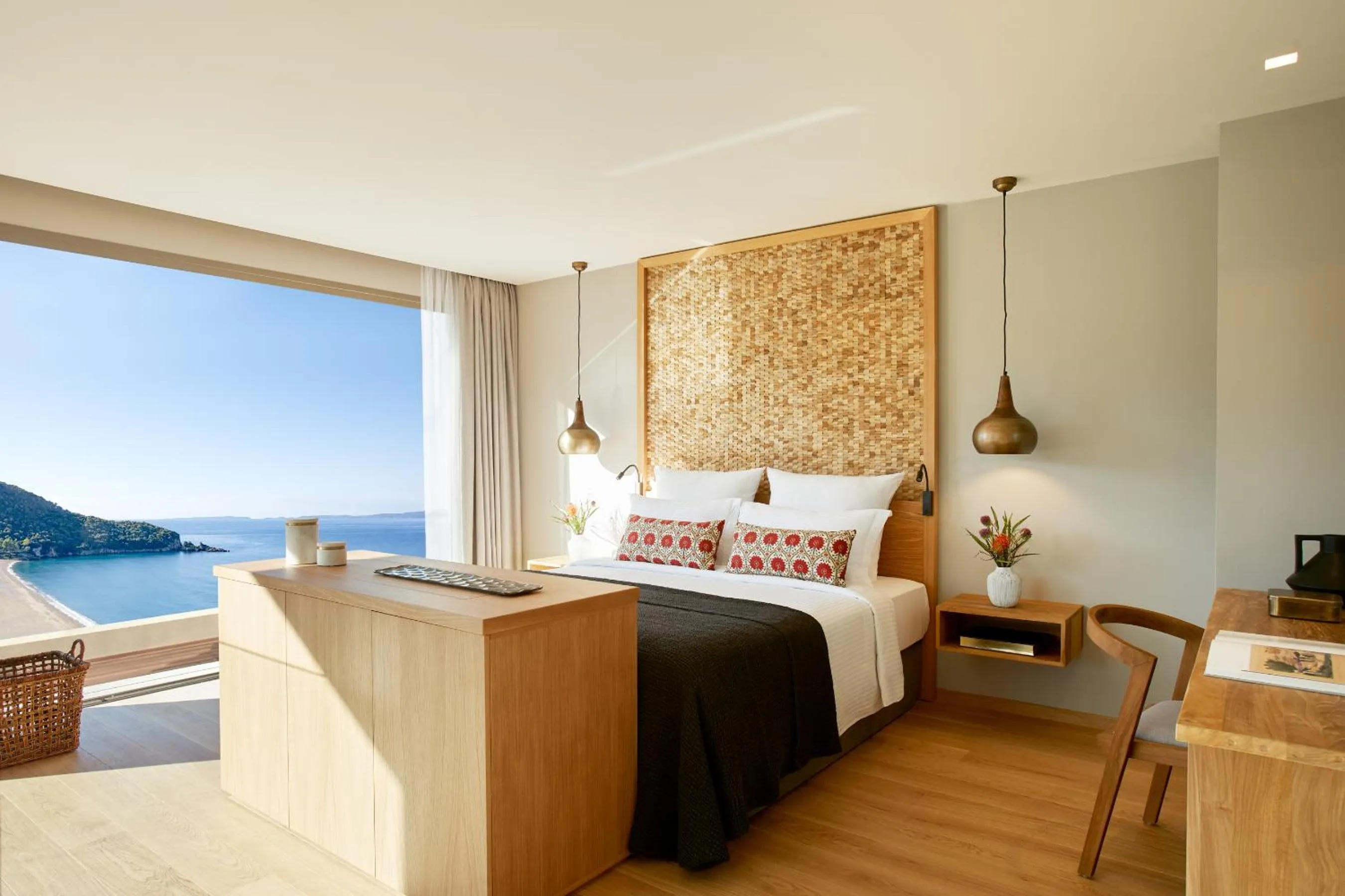 Bedroom, Bed in Elix, Mar-Bella Collection