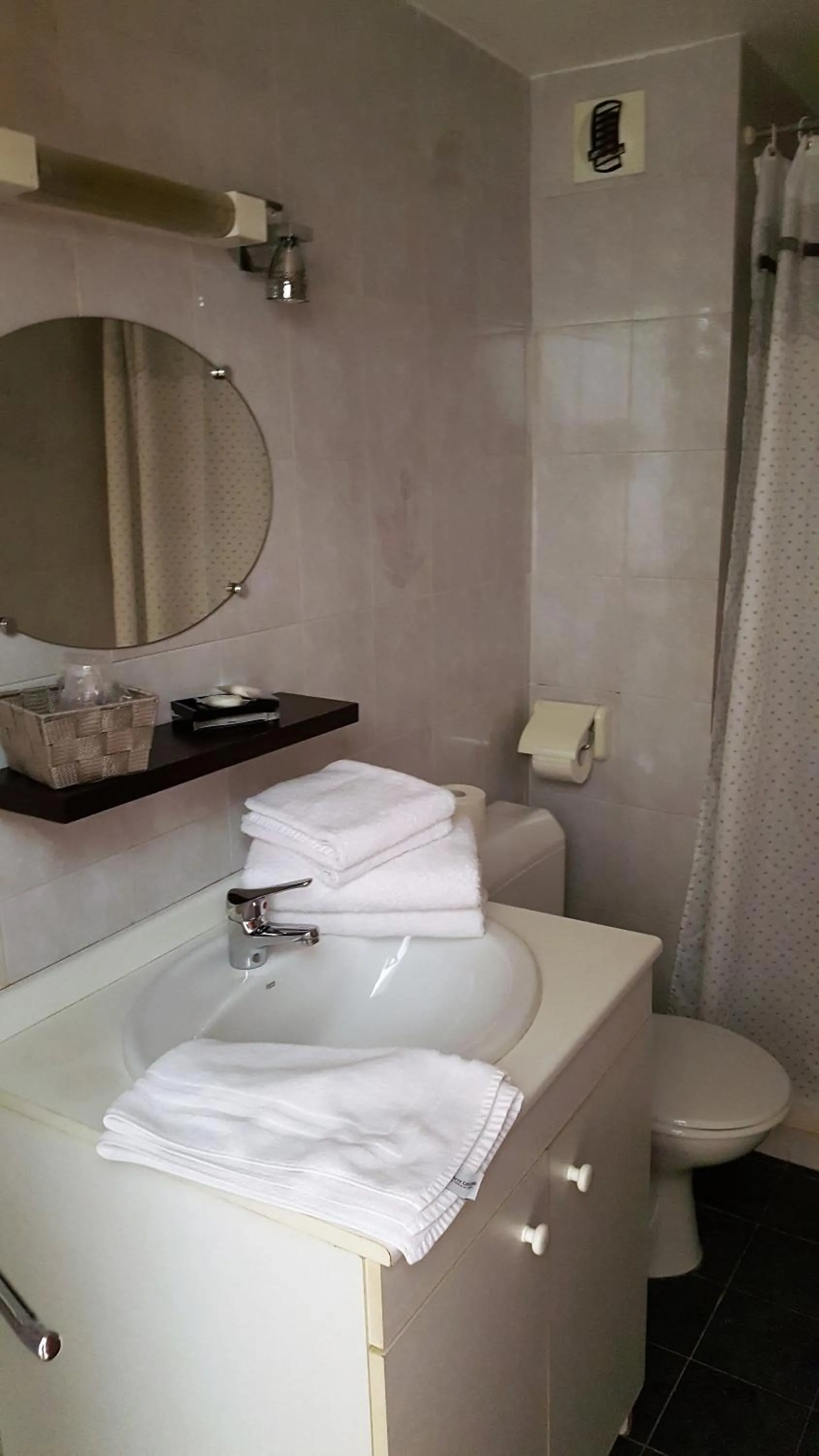 Bathroom in La Clé des Champs