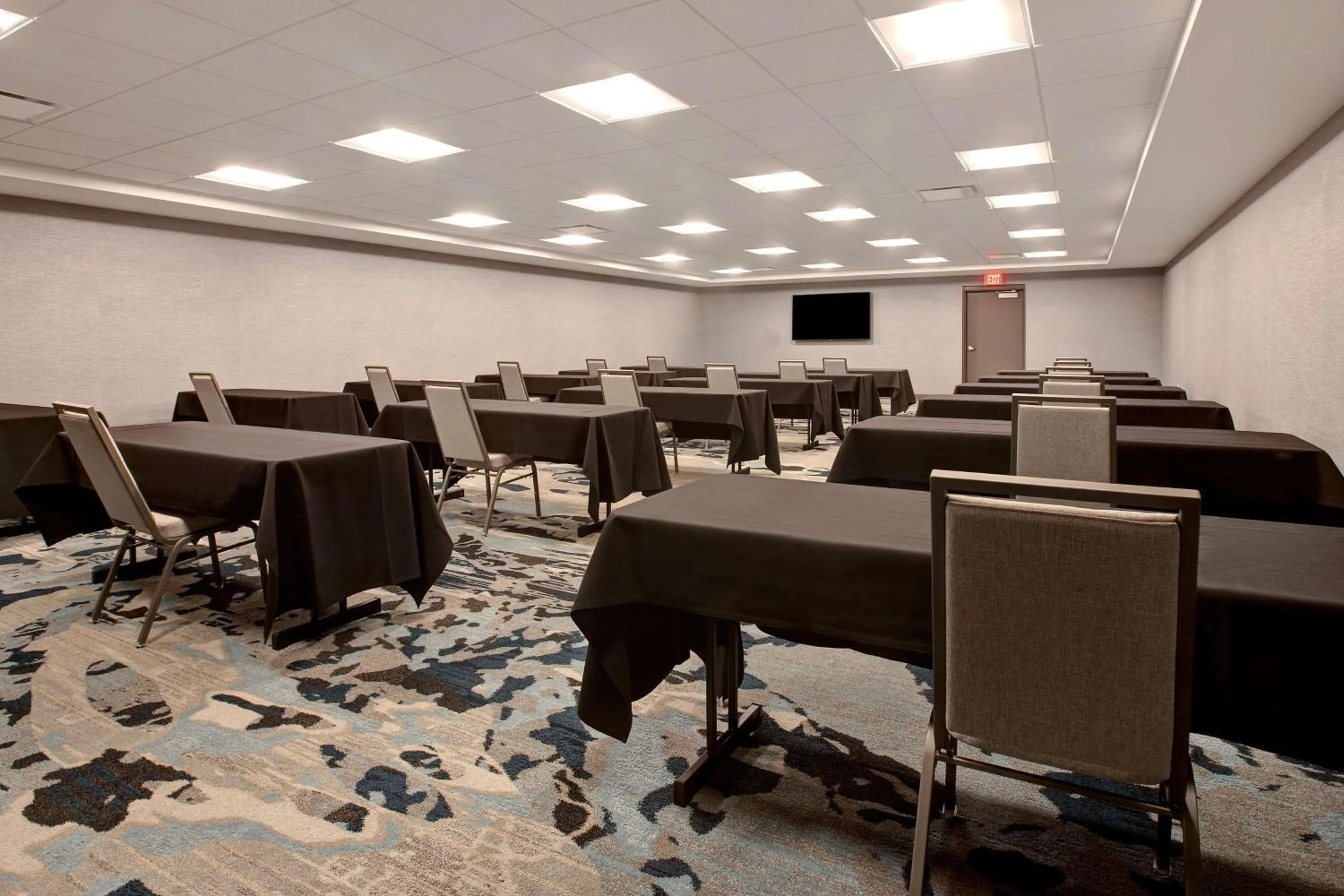 Meeting/conference room in Embassy Suites By Hilton Rockford Riverfront