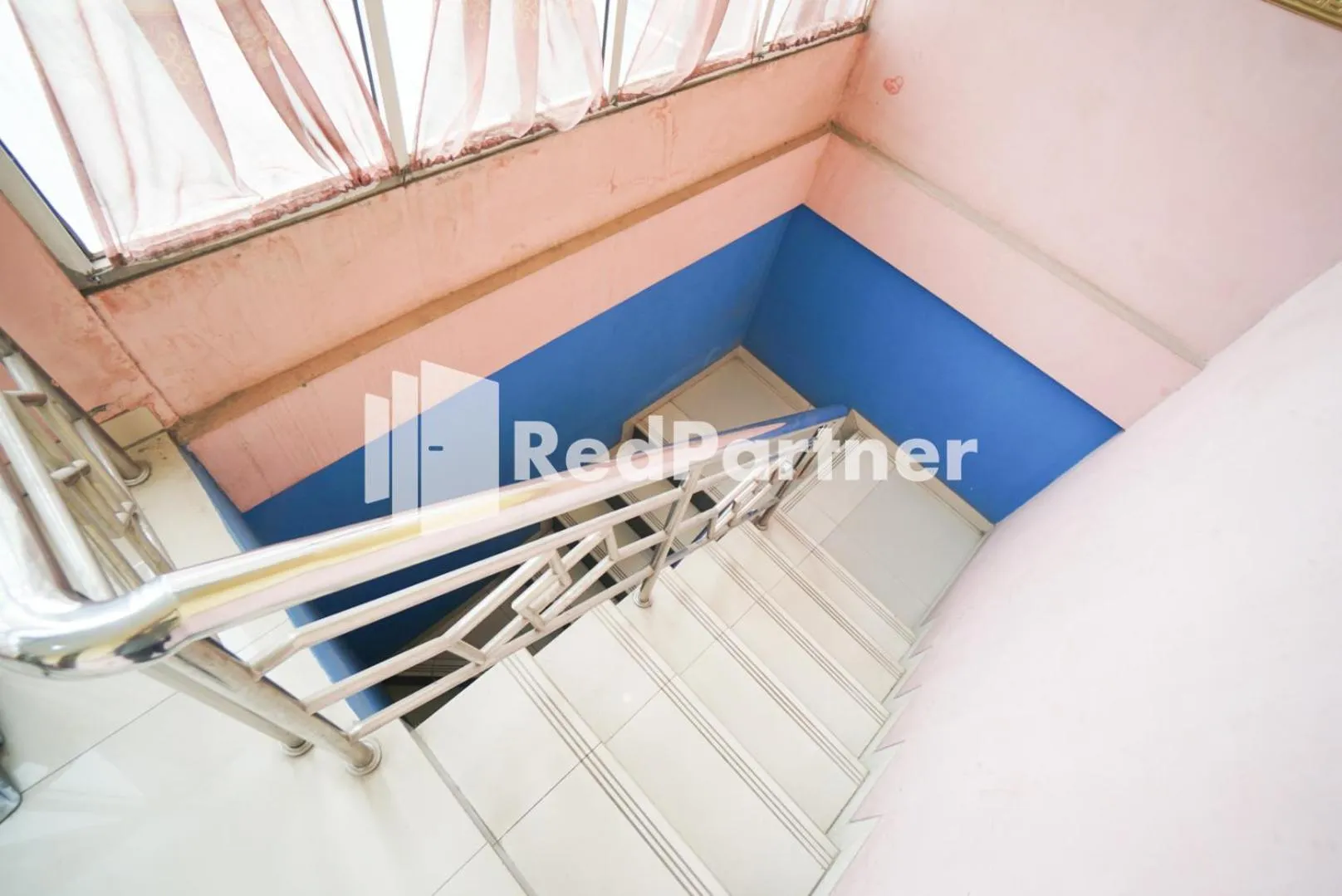 Other in Surabaya Jaya Hotel near Soekarno Hatta Airport Redpartner