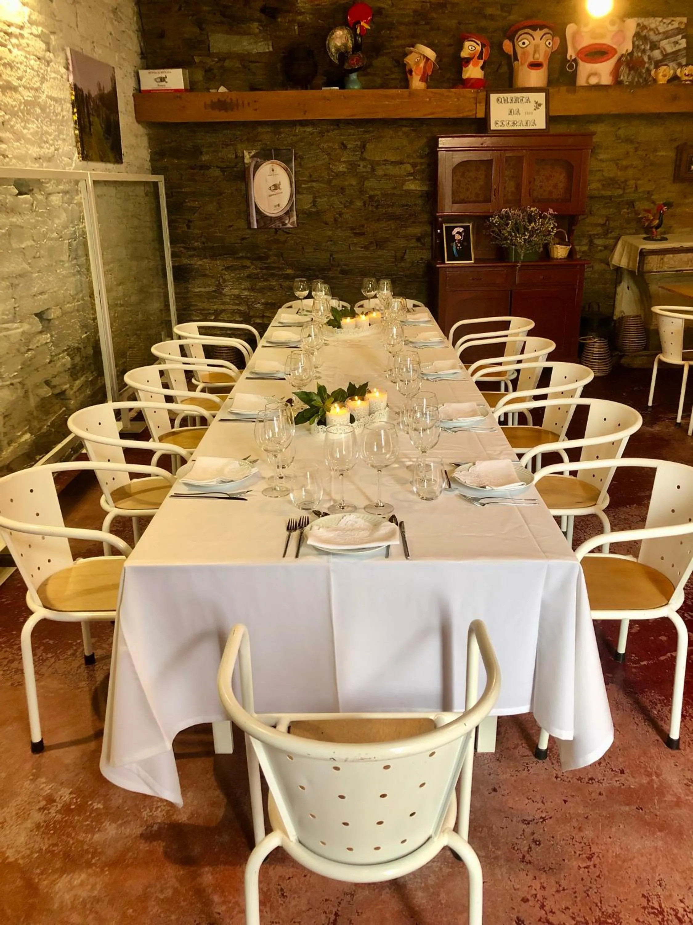 Dining area in Quinta Da Estrada Winery Douro Valley
