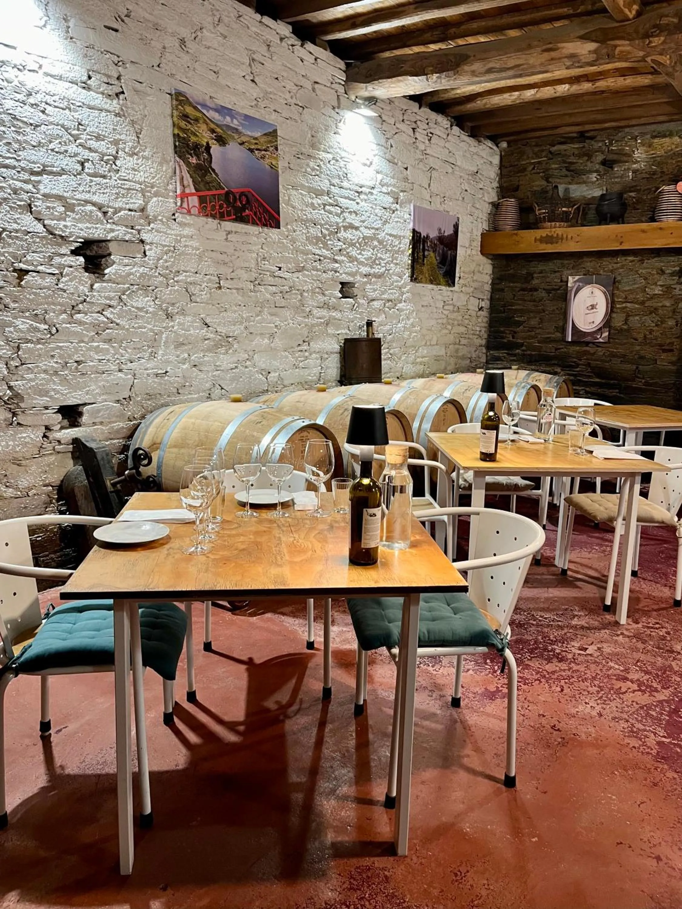 Dining area in Quinta Da Estrada Winery Douro Valley