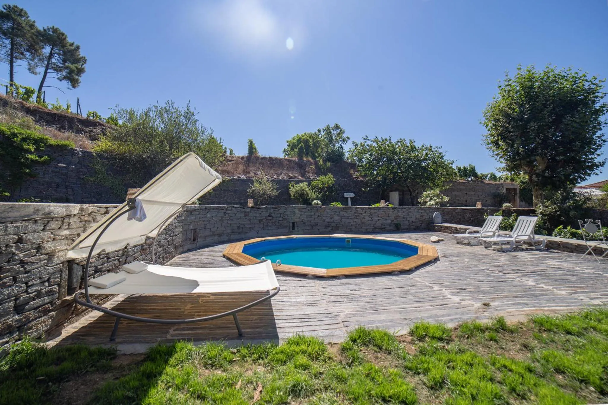 Garden view in Quinta Da Estrada Winery Douro Valley