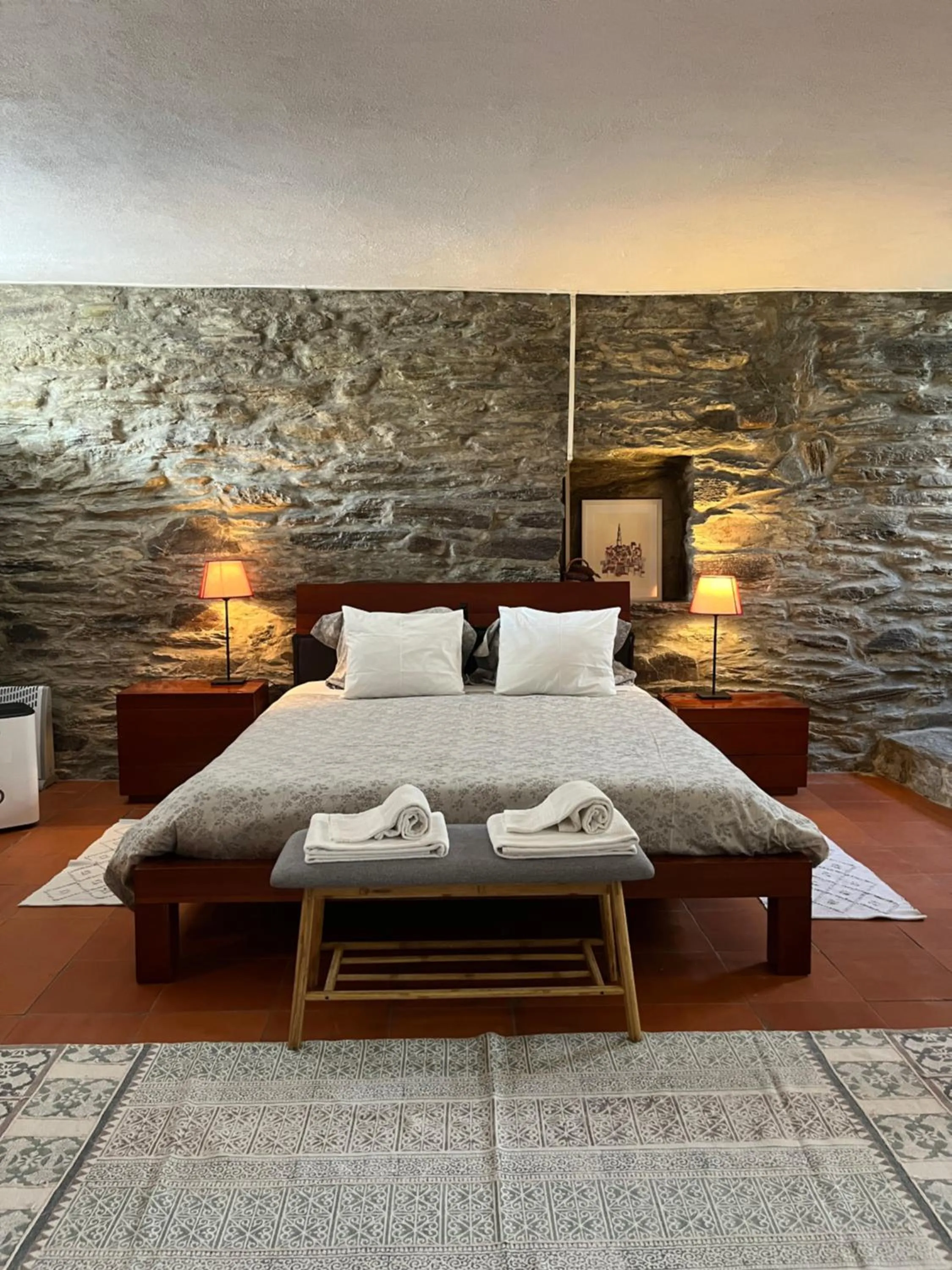 Bed in Quinta Da Estrada Winery Douro Valley