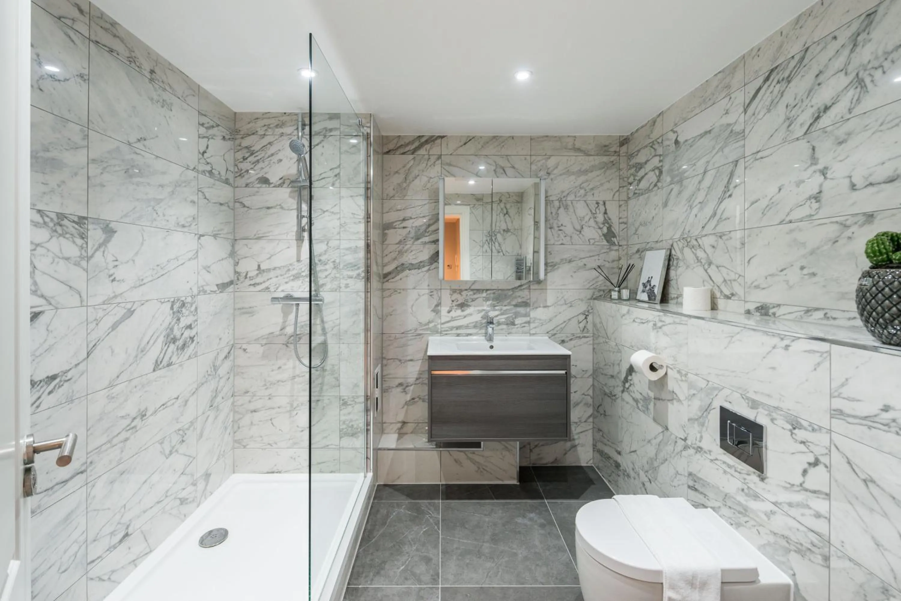 Bathroom in The Carlyle by Nestor