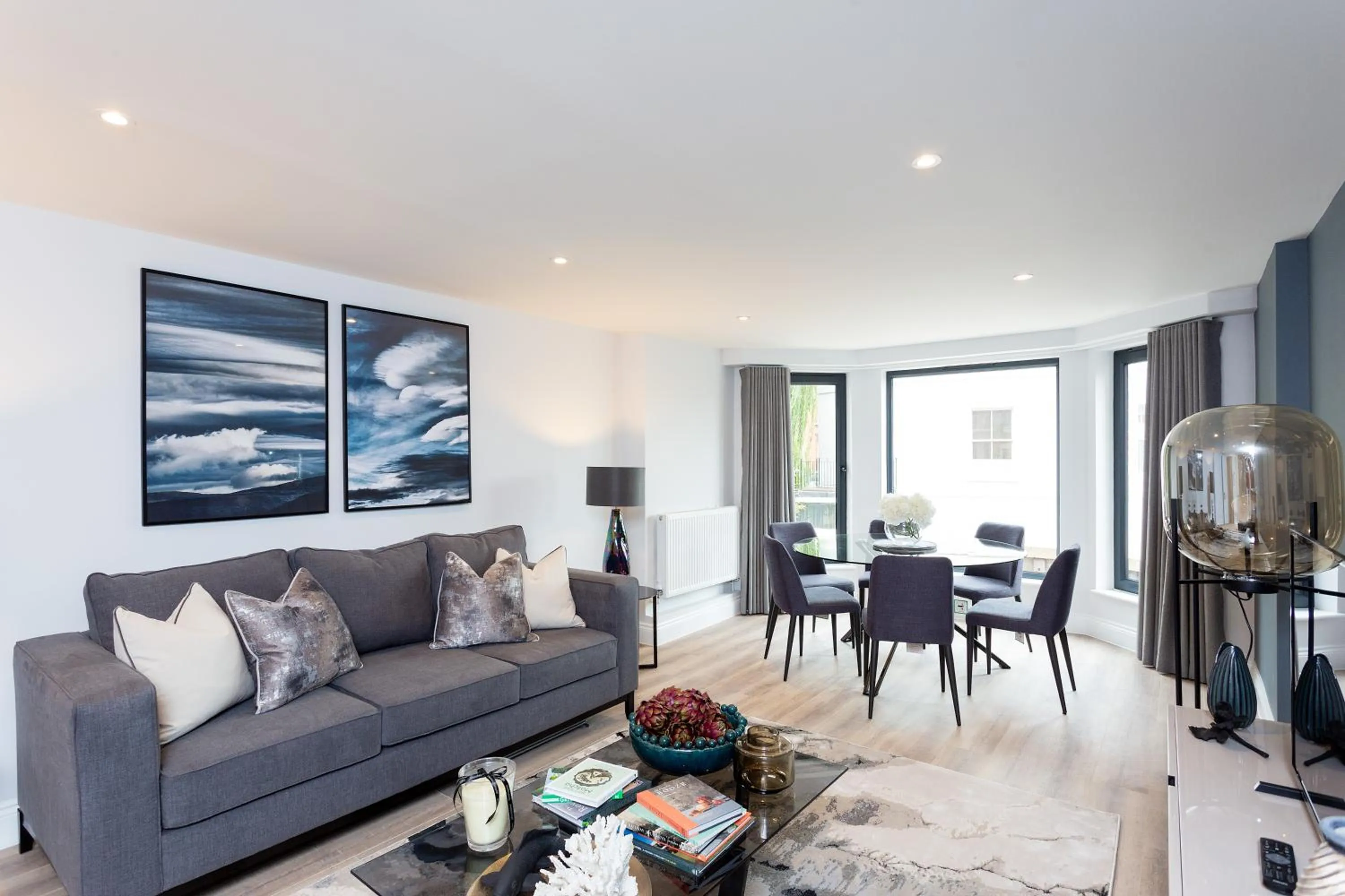 TV and multimedia in The Carlyle by Nestor