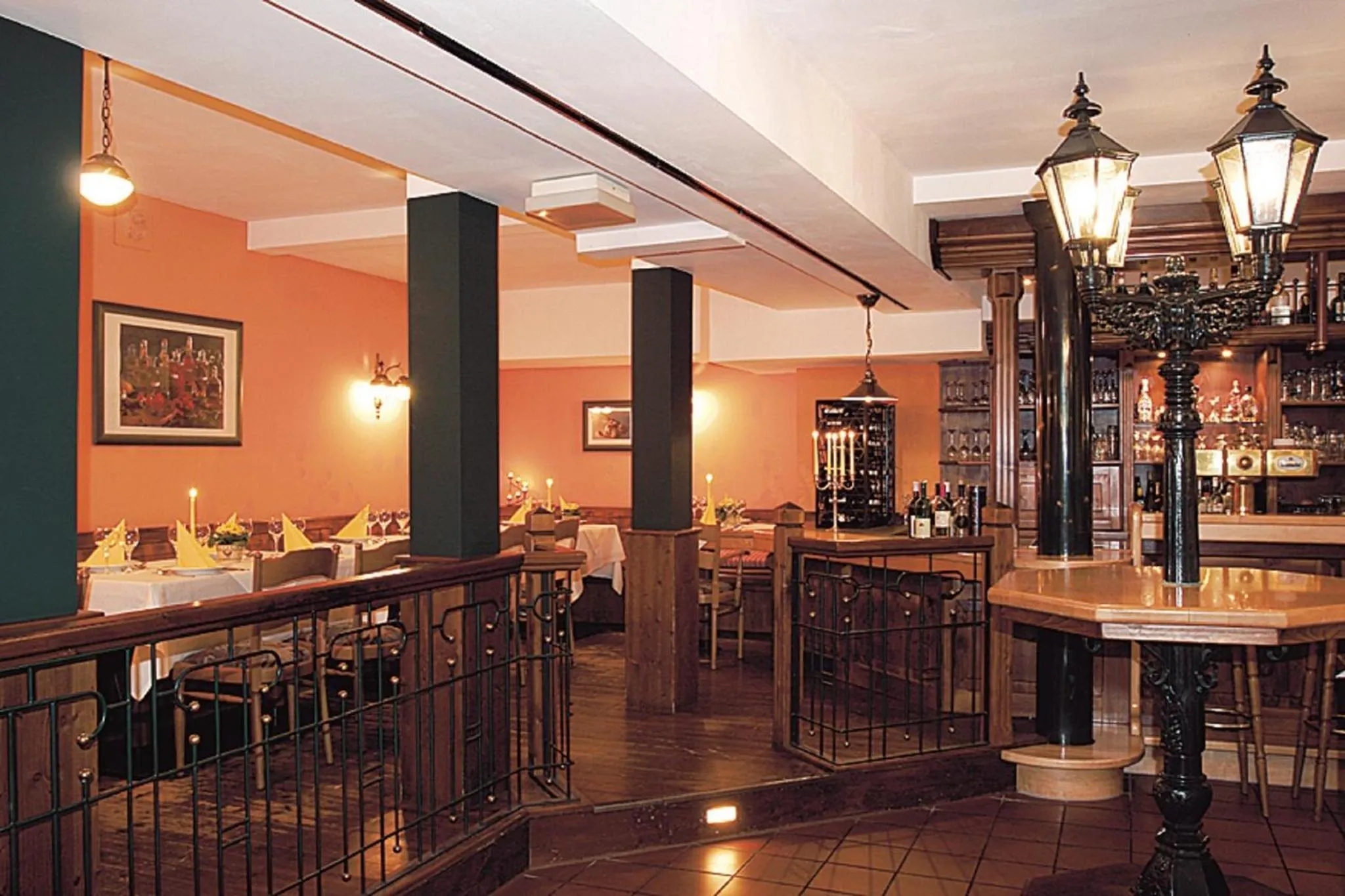 Restaurant/places to eat in Hotel zur Krone