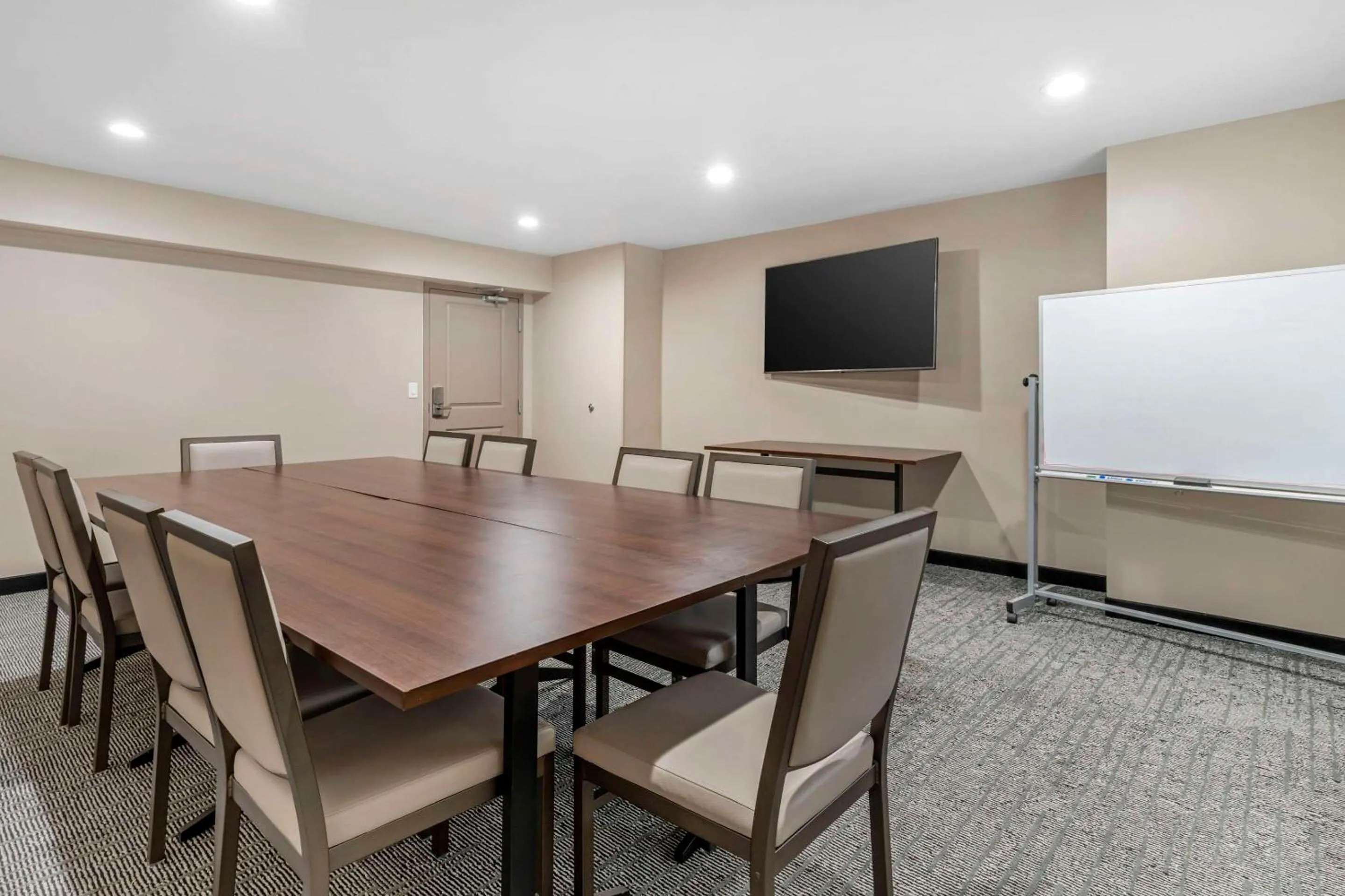 Meeting/conference room in Country Inn & Suites by Radisson, Vallejo Napa Valley, CA