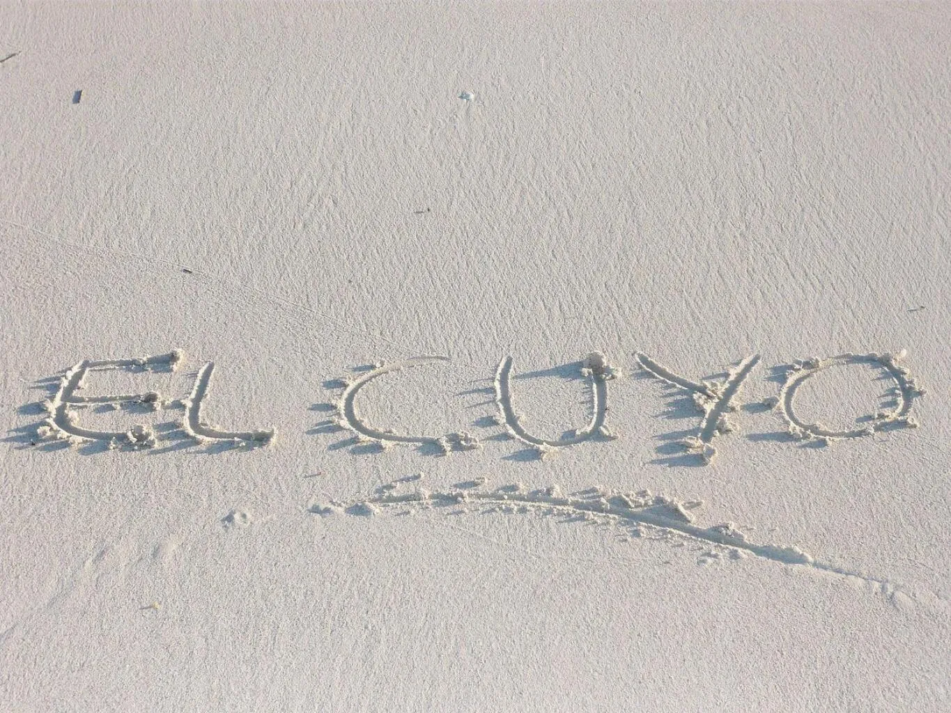 Beach in Antigua Lodge, 70 m from sandy beach