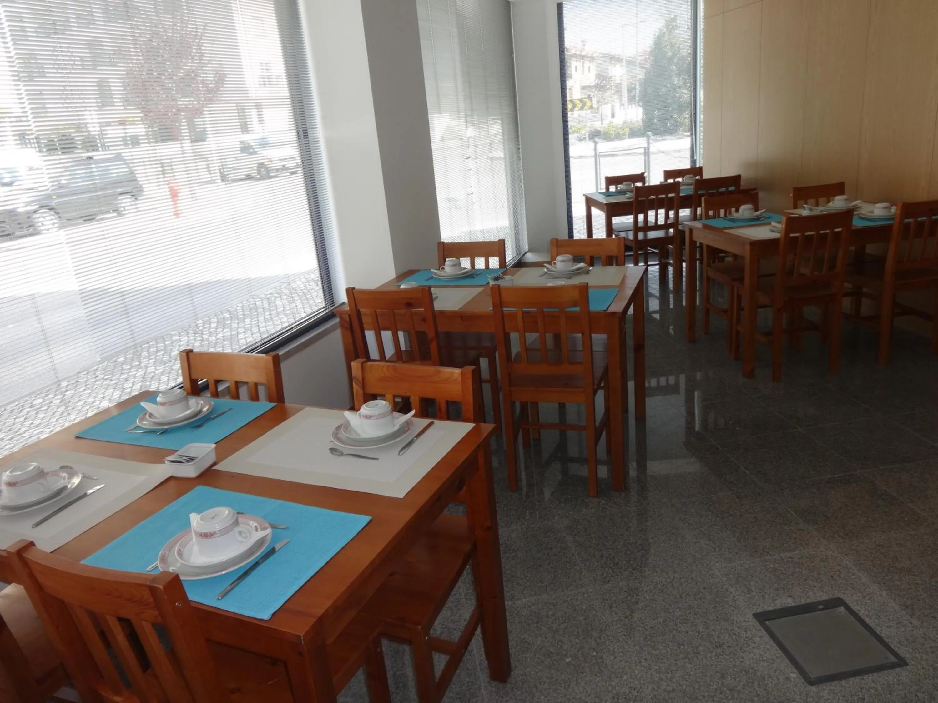 Property building in Hotel Bonjardim