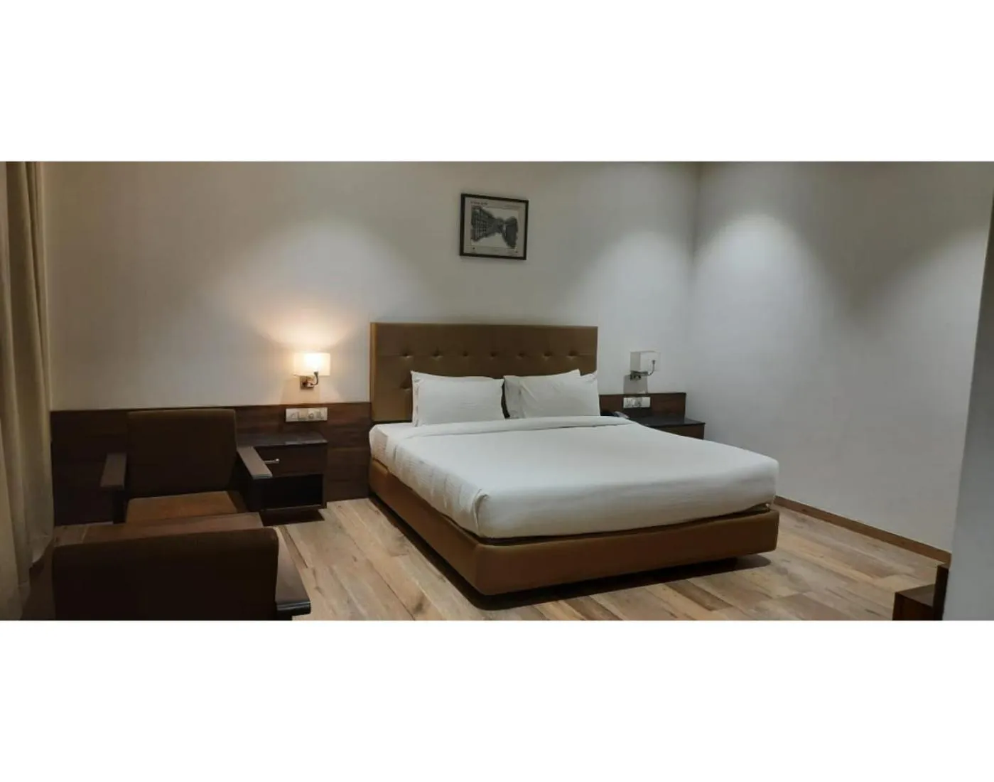 Bed in The Byke Suraj Club, Junagadh