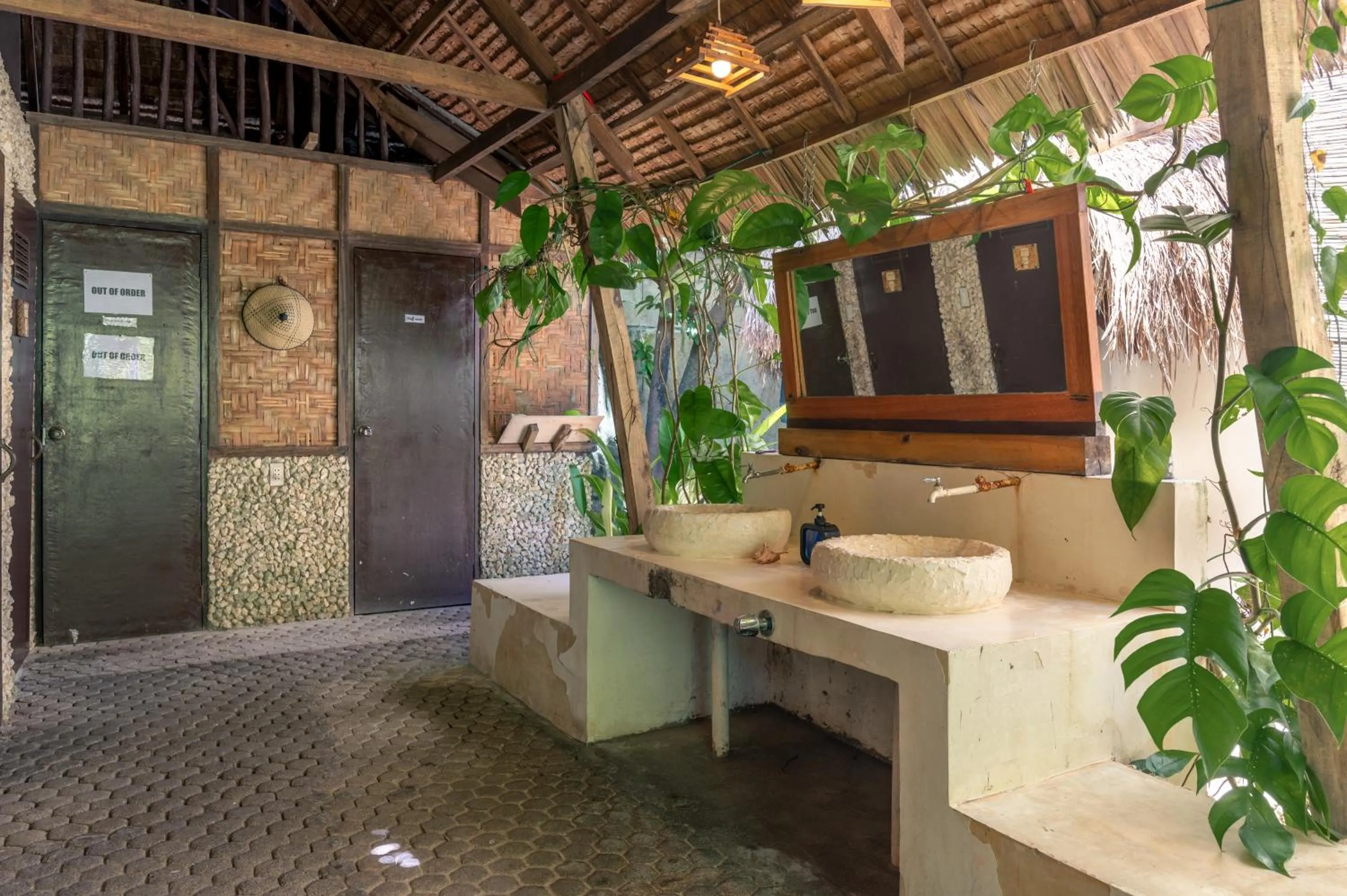 Toilet in Soffta Surf Ranch