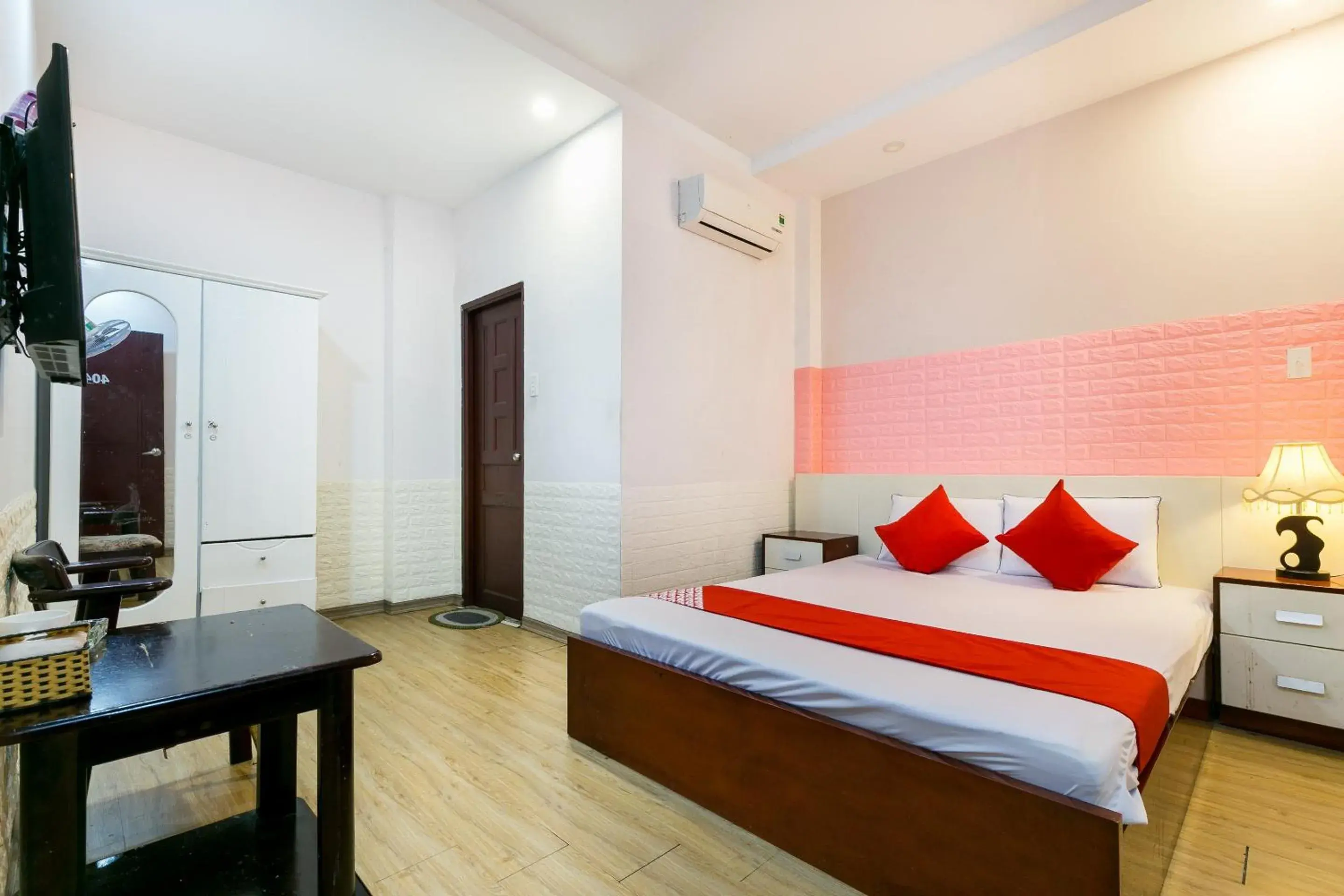 Standard Double Room in OYO 373 Habana Hotel Standard Double Room in OYO 373 Habana Hotel