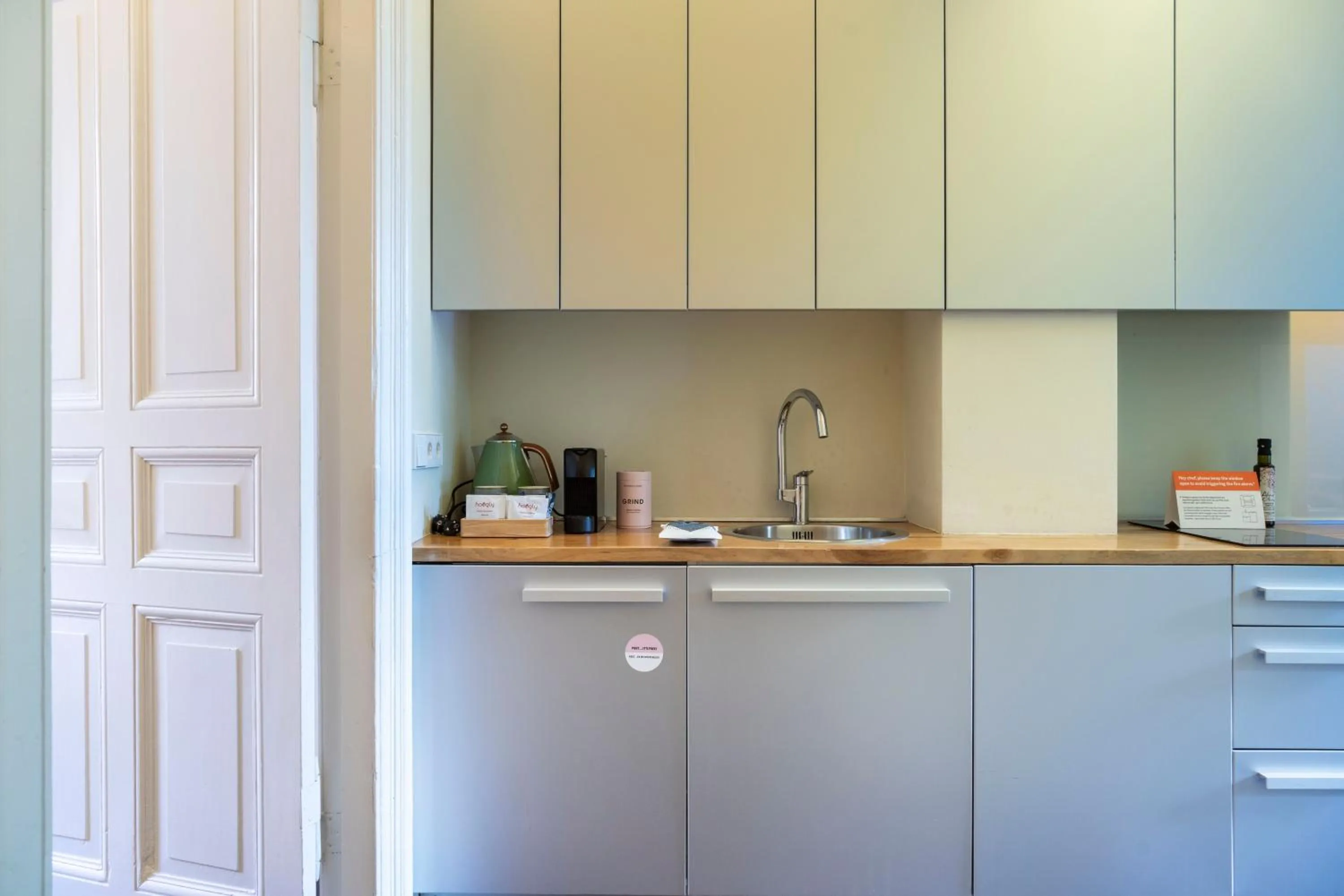 Coffee/tea facilities in Numa Berlin Belfort