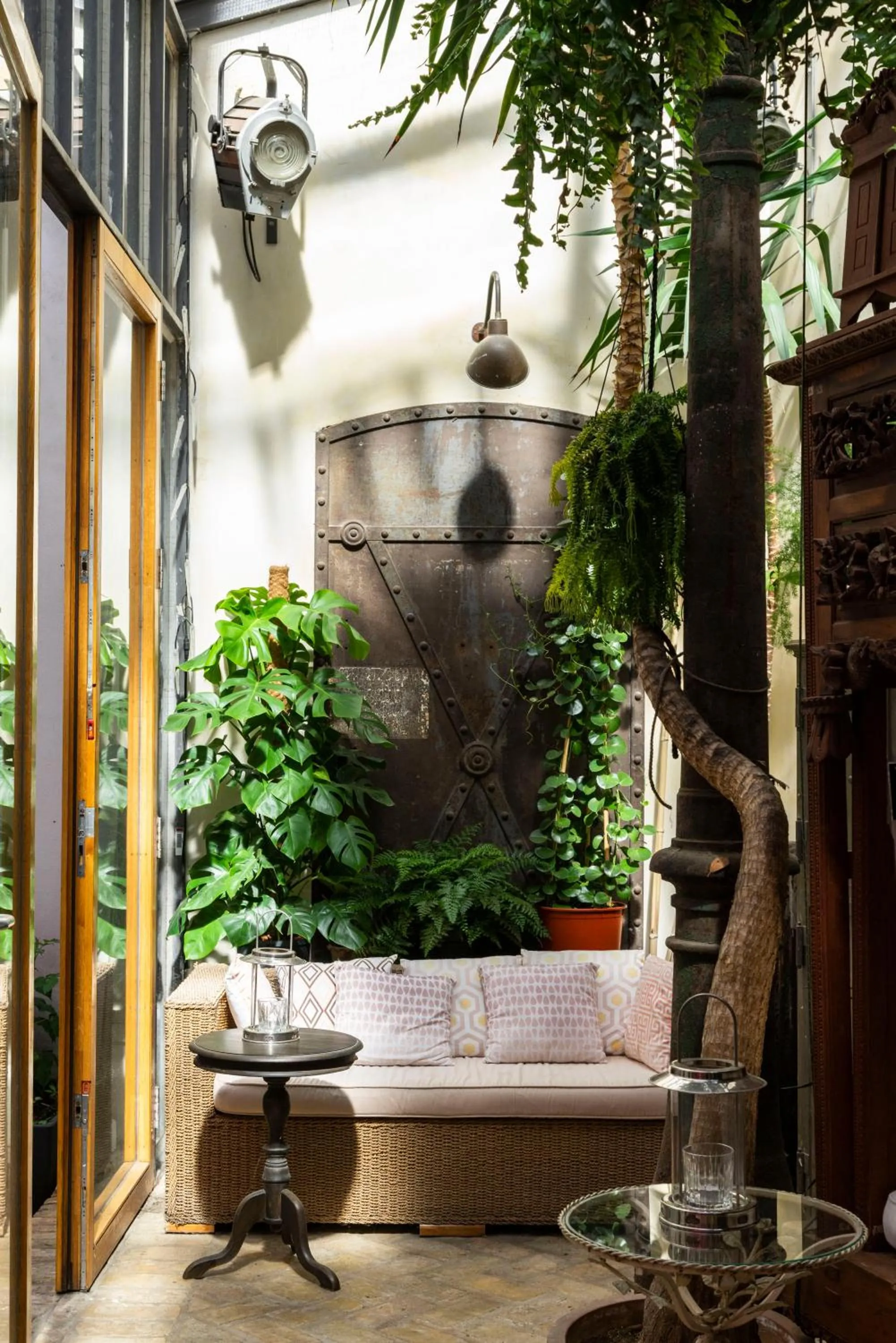 Patio in Numa Berlin Belfort