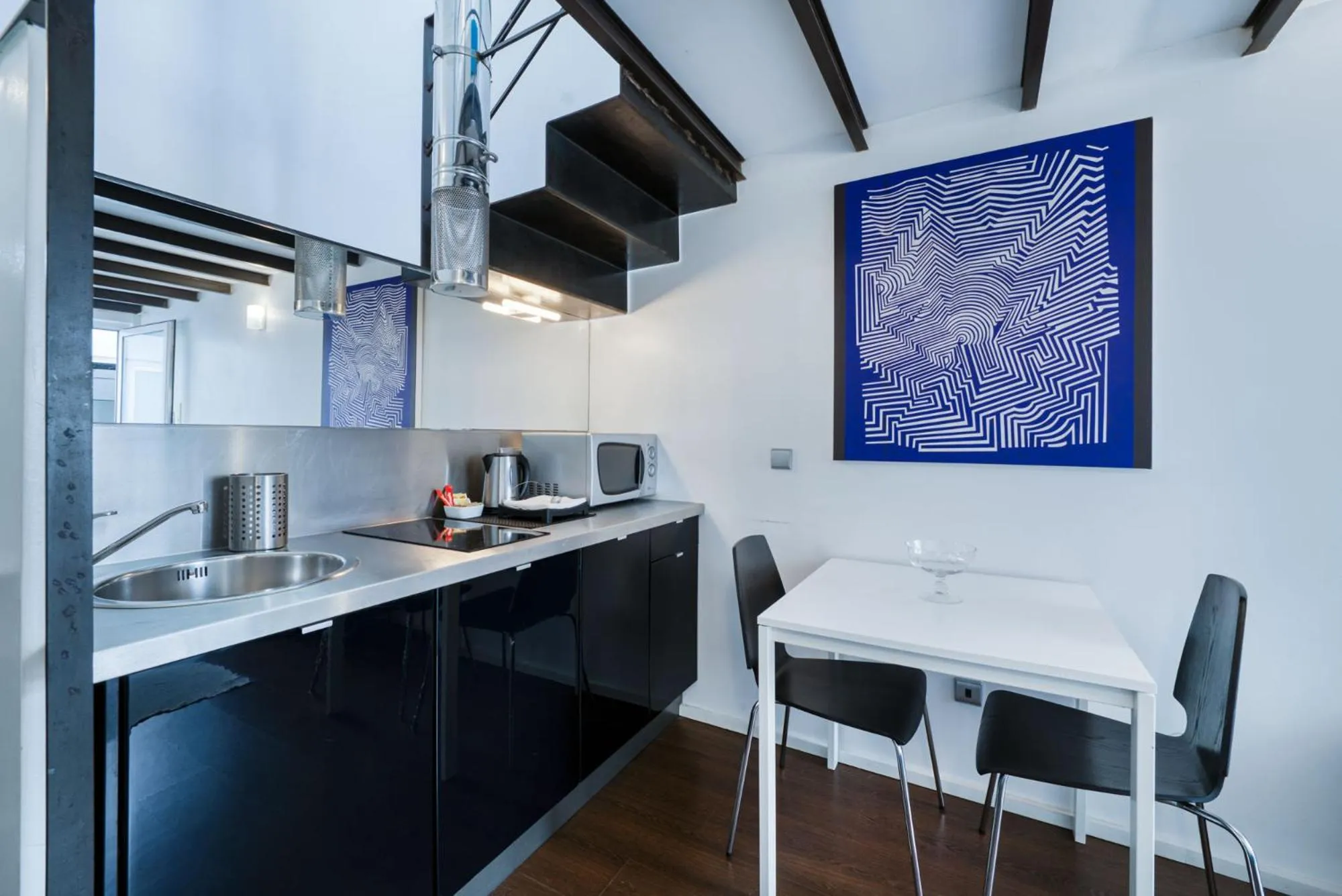 Kitchen or kitchenette in Fine Arts Studios by Olala Homes