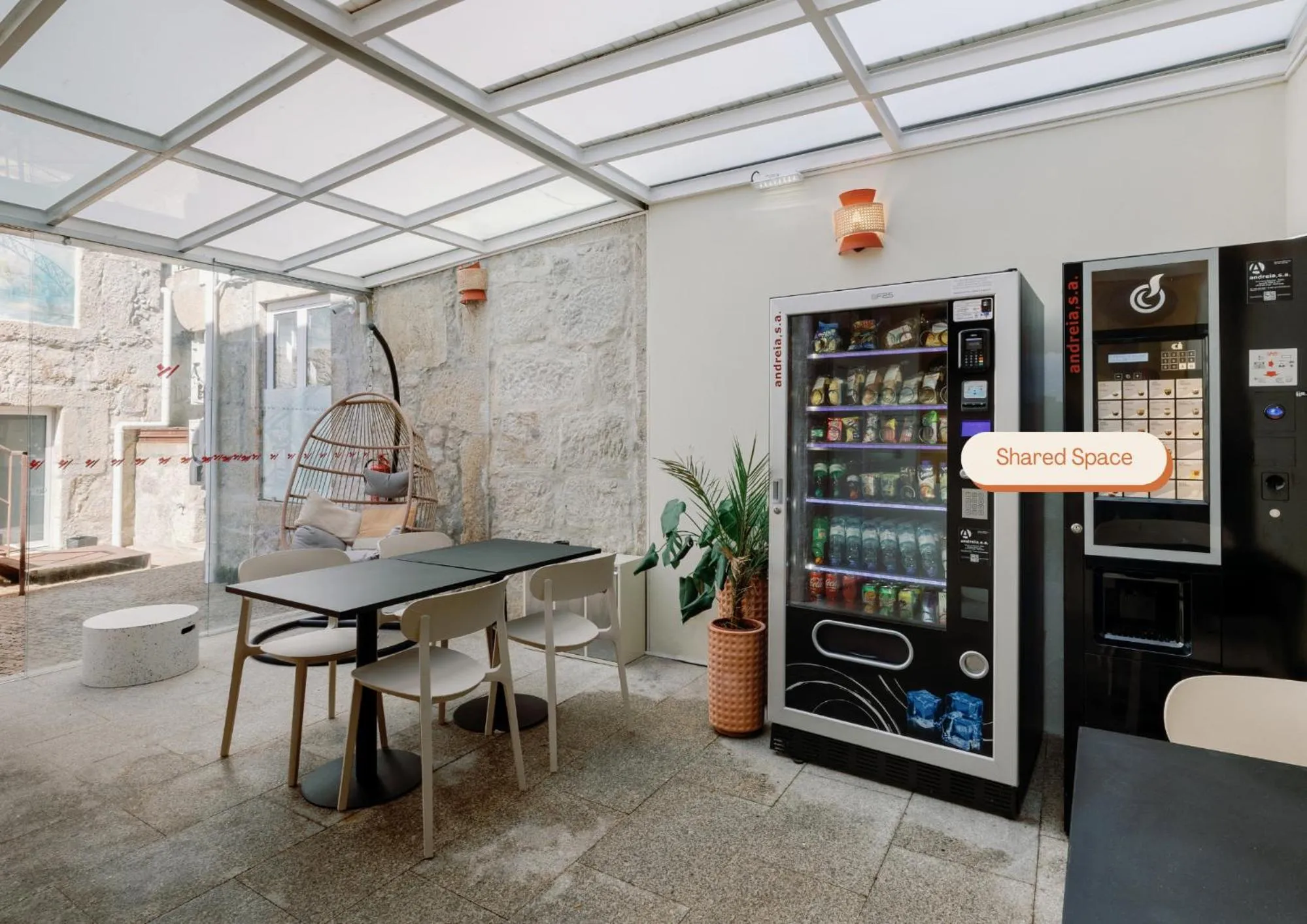 Communal lounge/ TV room in Fine Arts Studios by Olala Homes