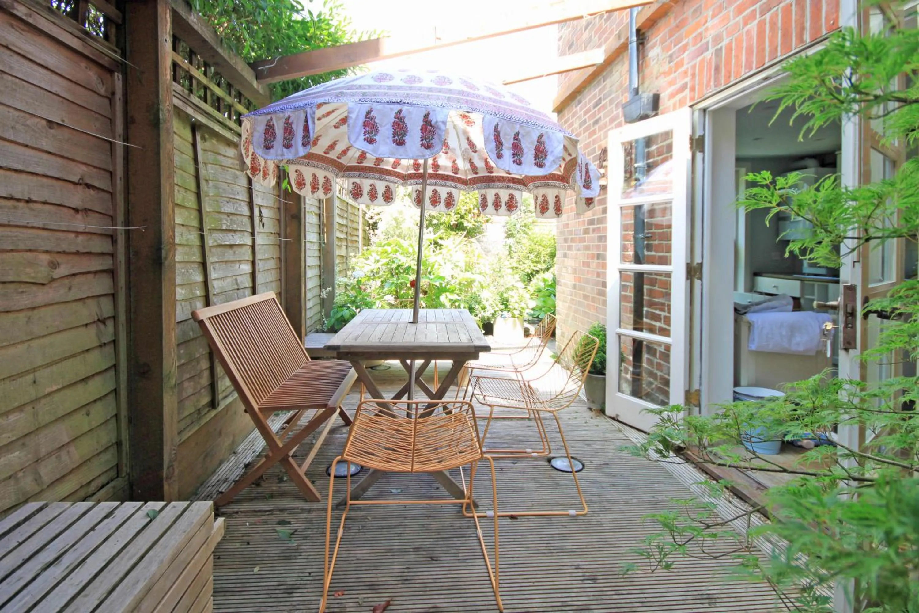 Patio in Designer's Town House