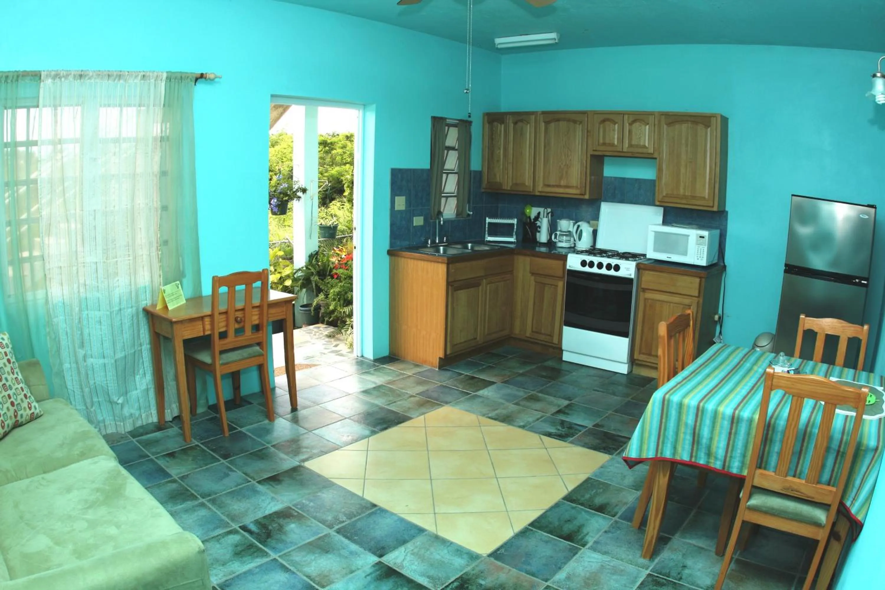 Kitchen or kitchenette in Lamblion Holiday Apartment