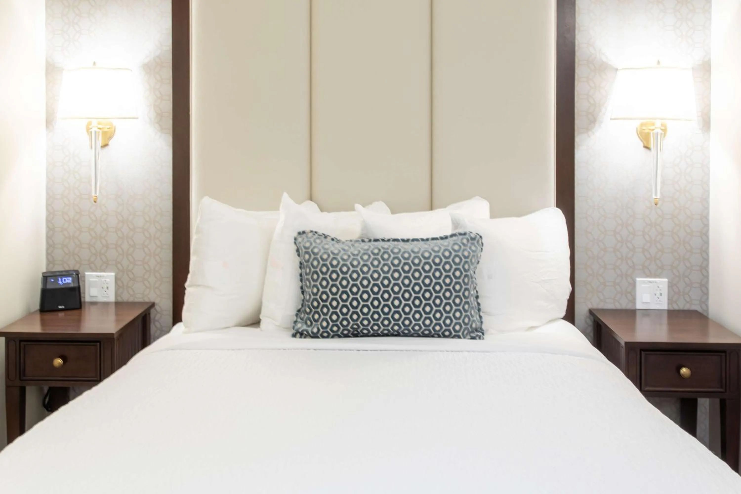 Bedroom, Bed in Independence Park Hotel, BW Premier Collection