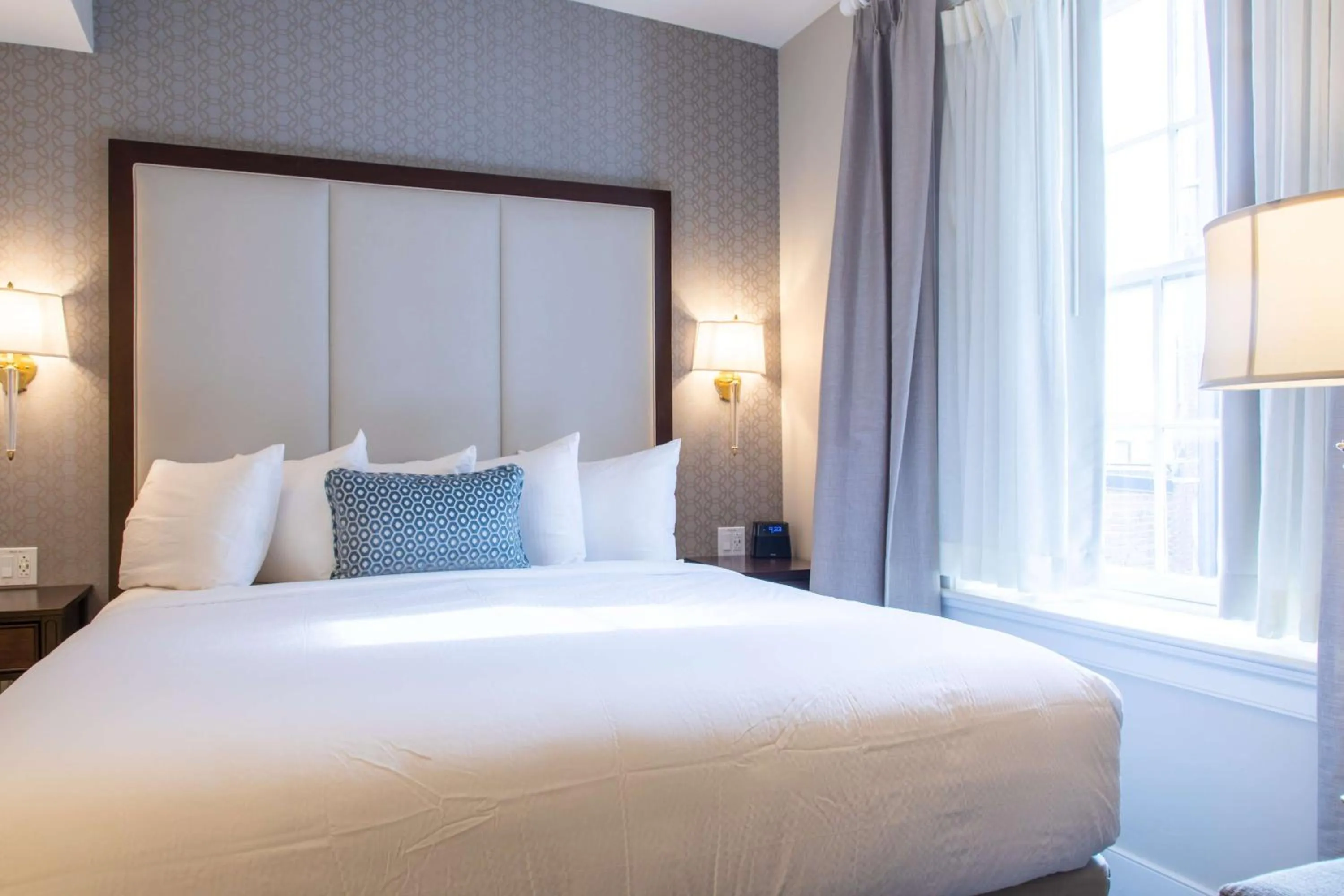 Bedroom, Bed in Independence Park Hotel, BW Premier Collection