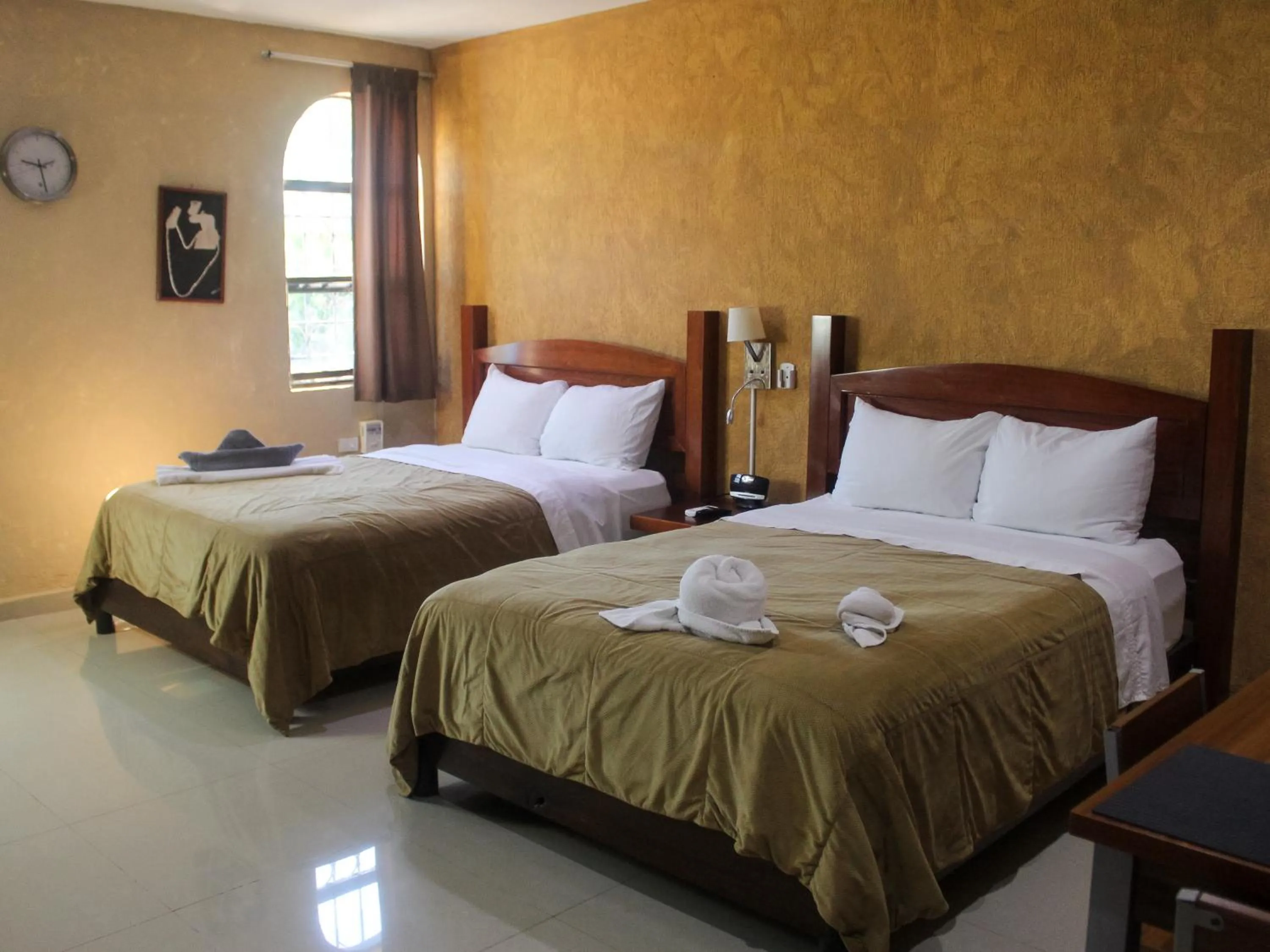 Bedroom, Bed in Hotel La Casona Real