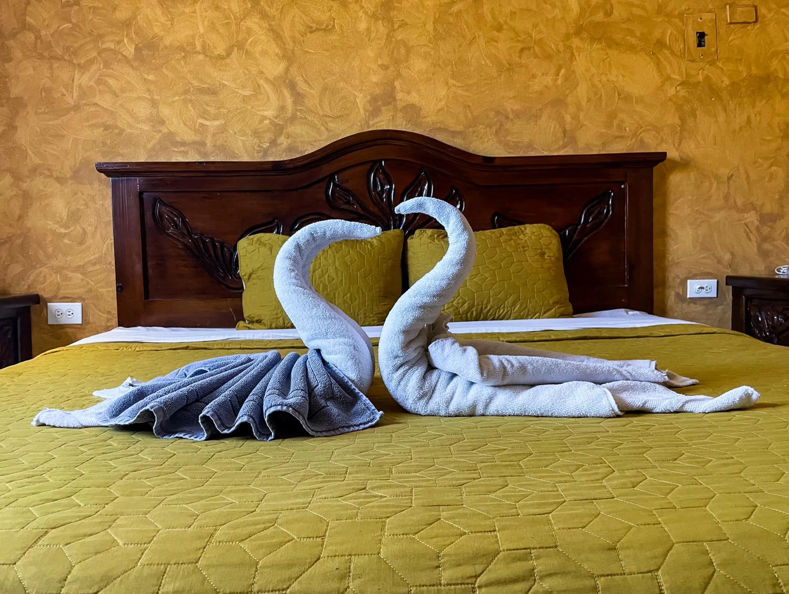 Bed in Hotel La Casona Real