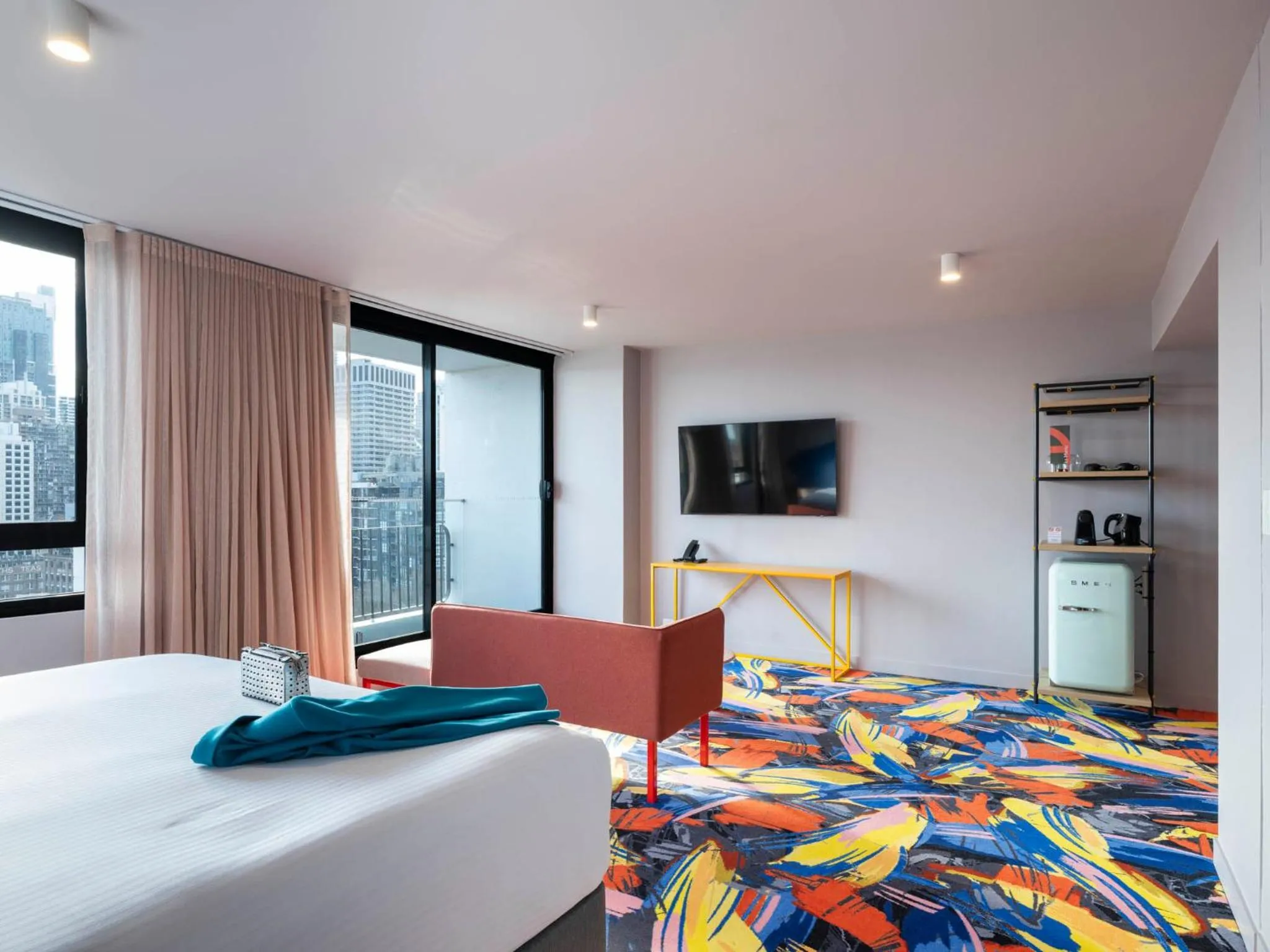 Bed in Adge Hotel and Residences