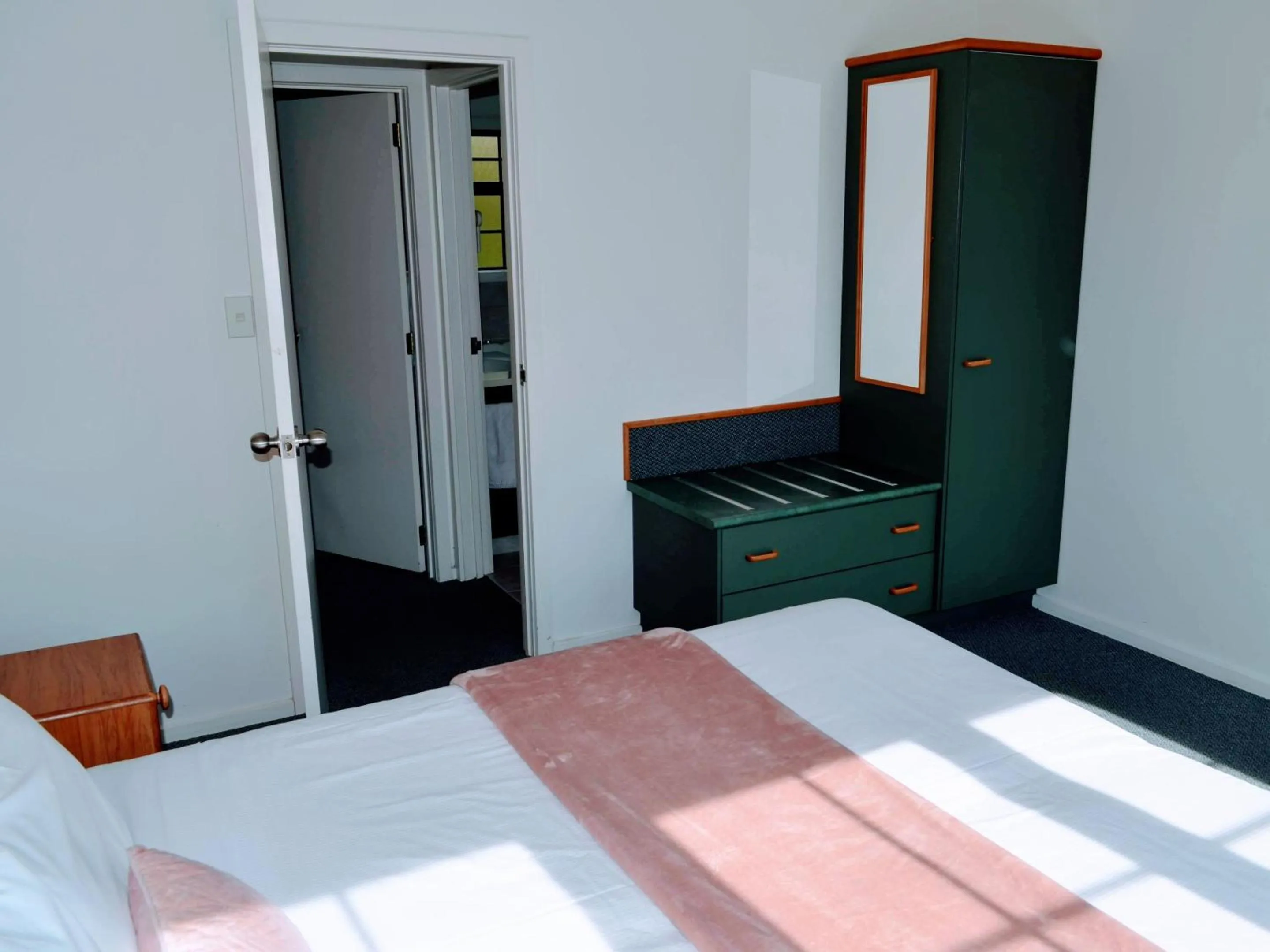 Bed in Salty Dog Inn