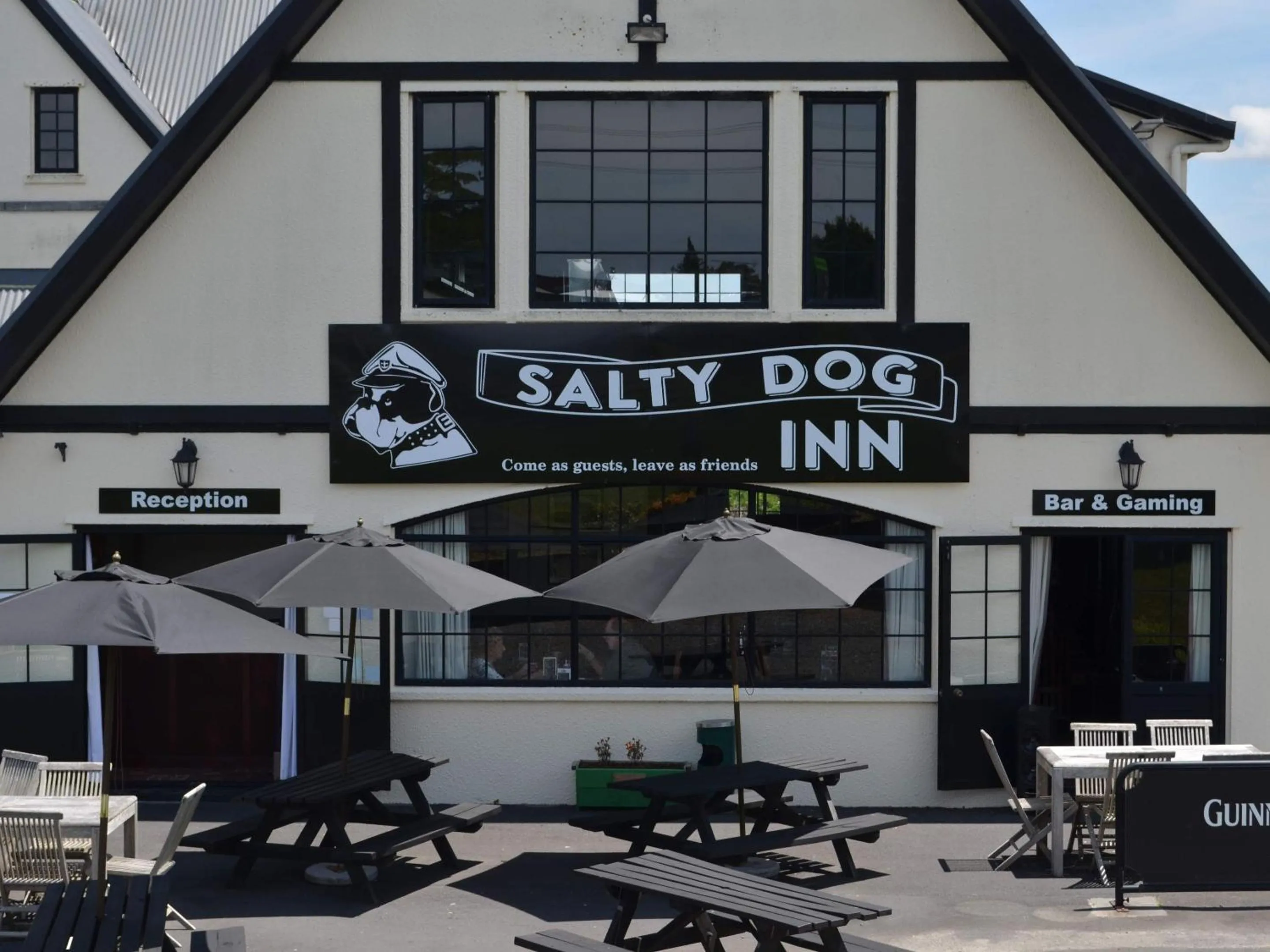 Meals in Salty Dog Inn