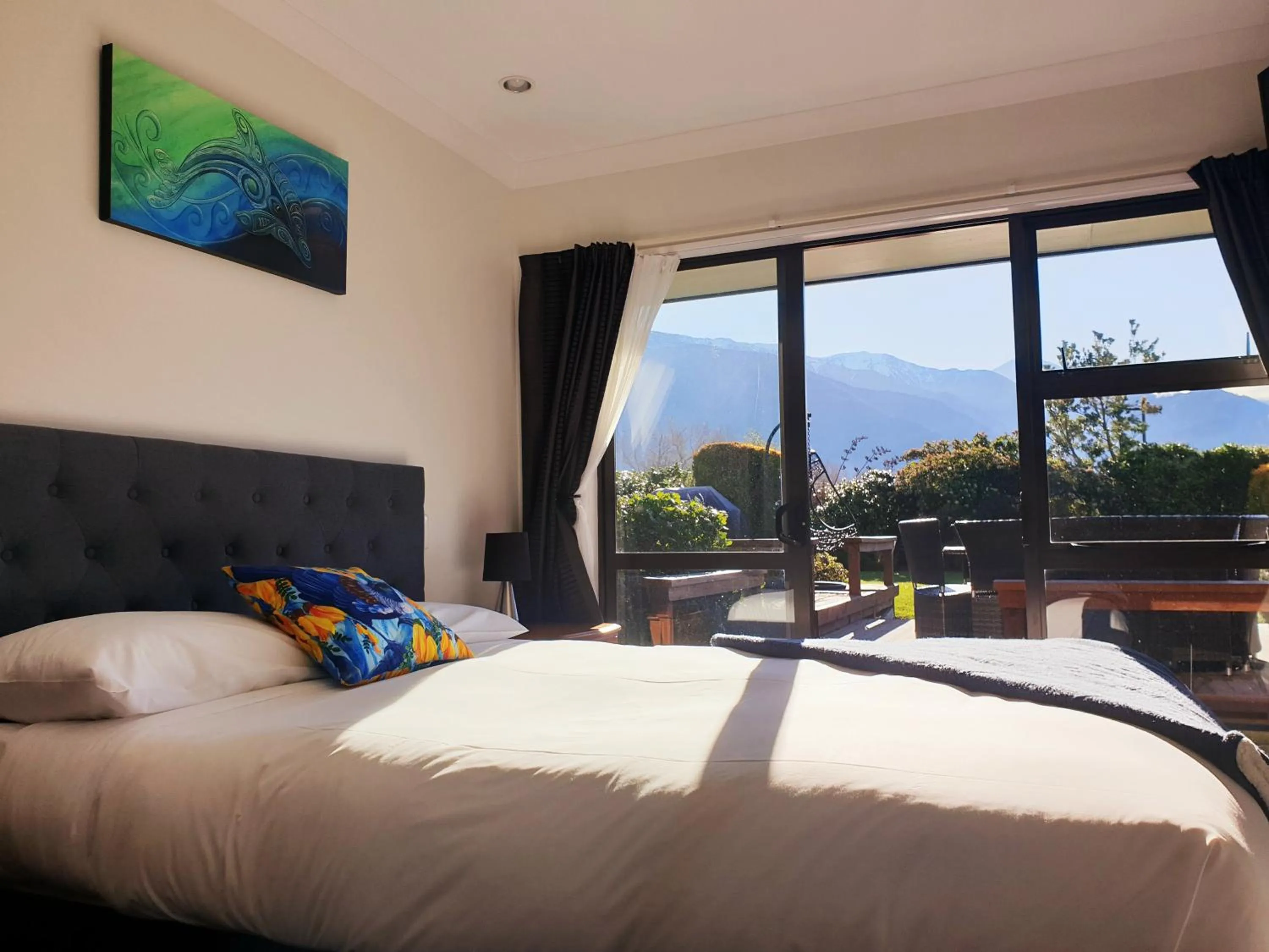 Bed in Te Mahuru Retreat