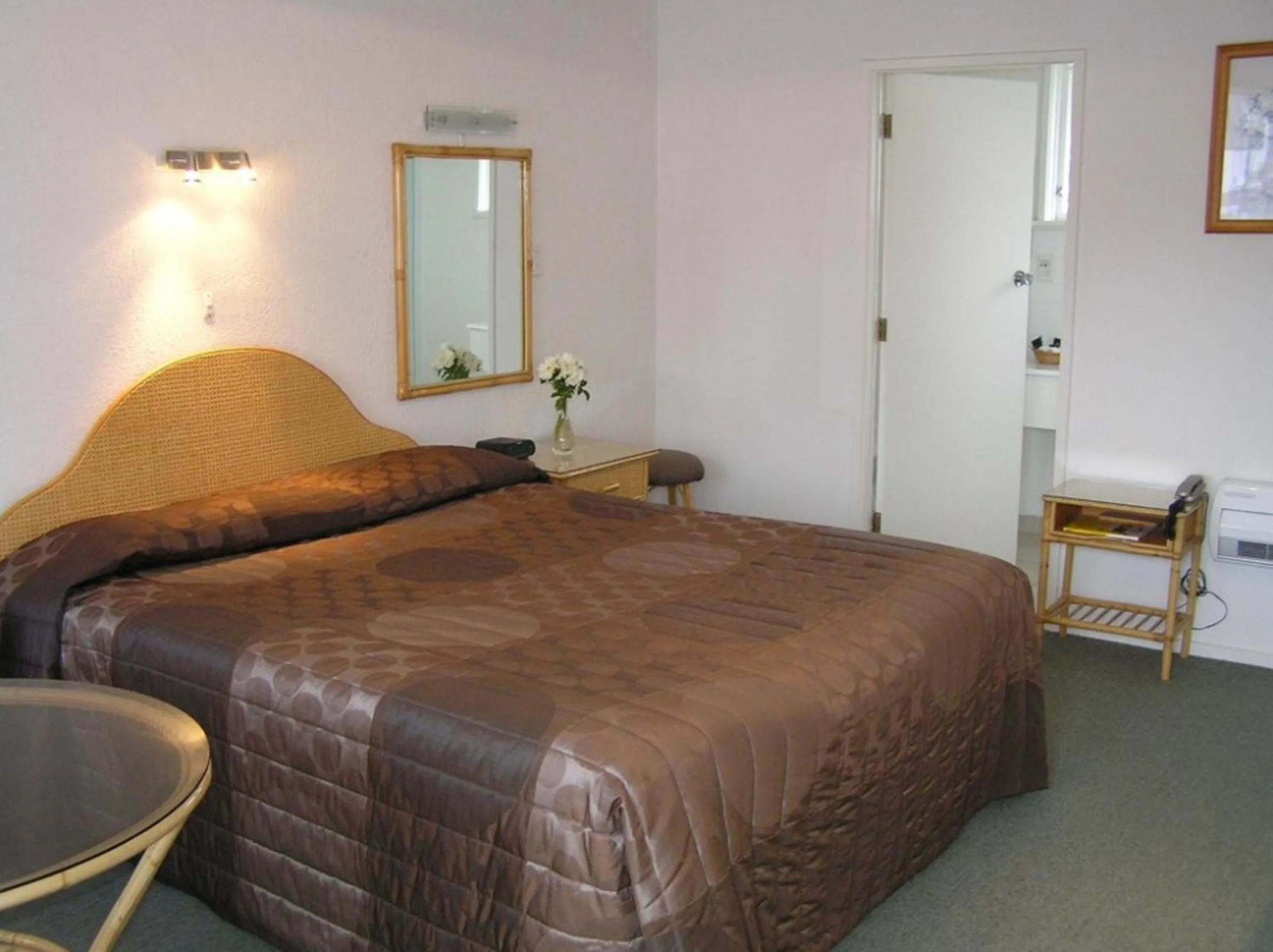 Bed in Coachman Motel