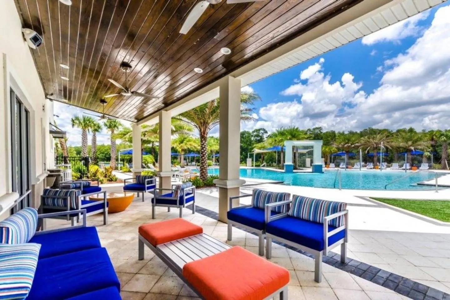 Lounge or bar in 3840 Supreme Villa 6Bd Private Pool and Game Room