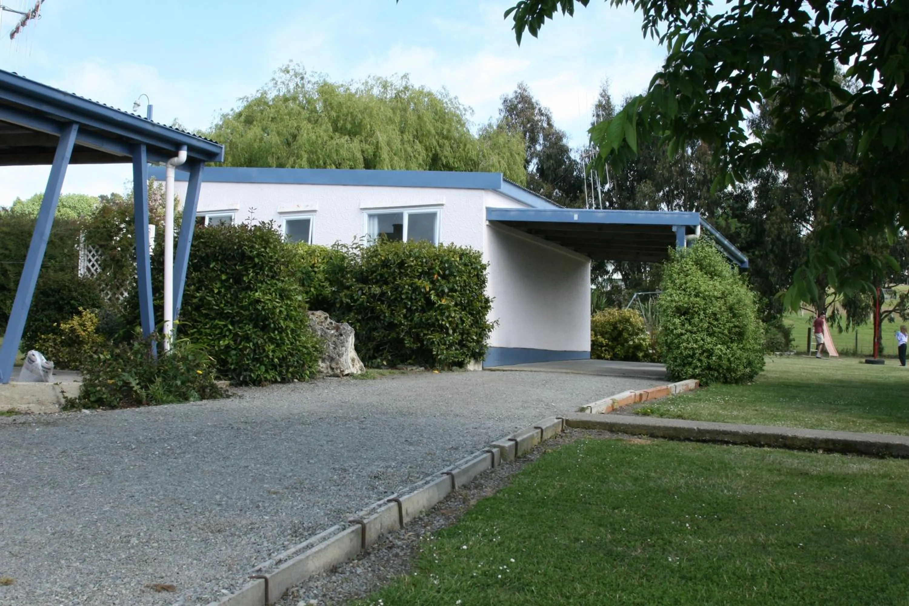 Property building in Alma Motel