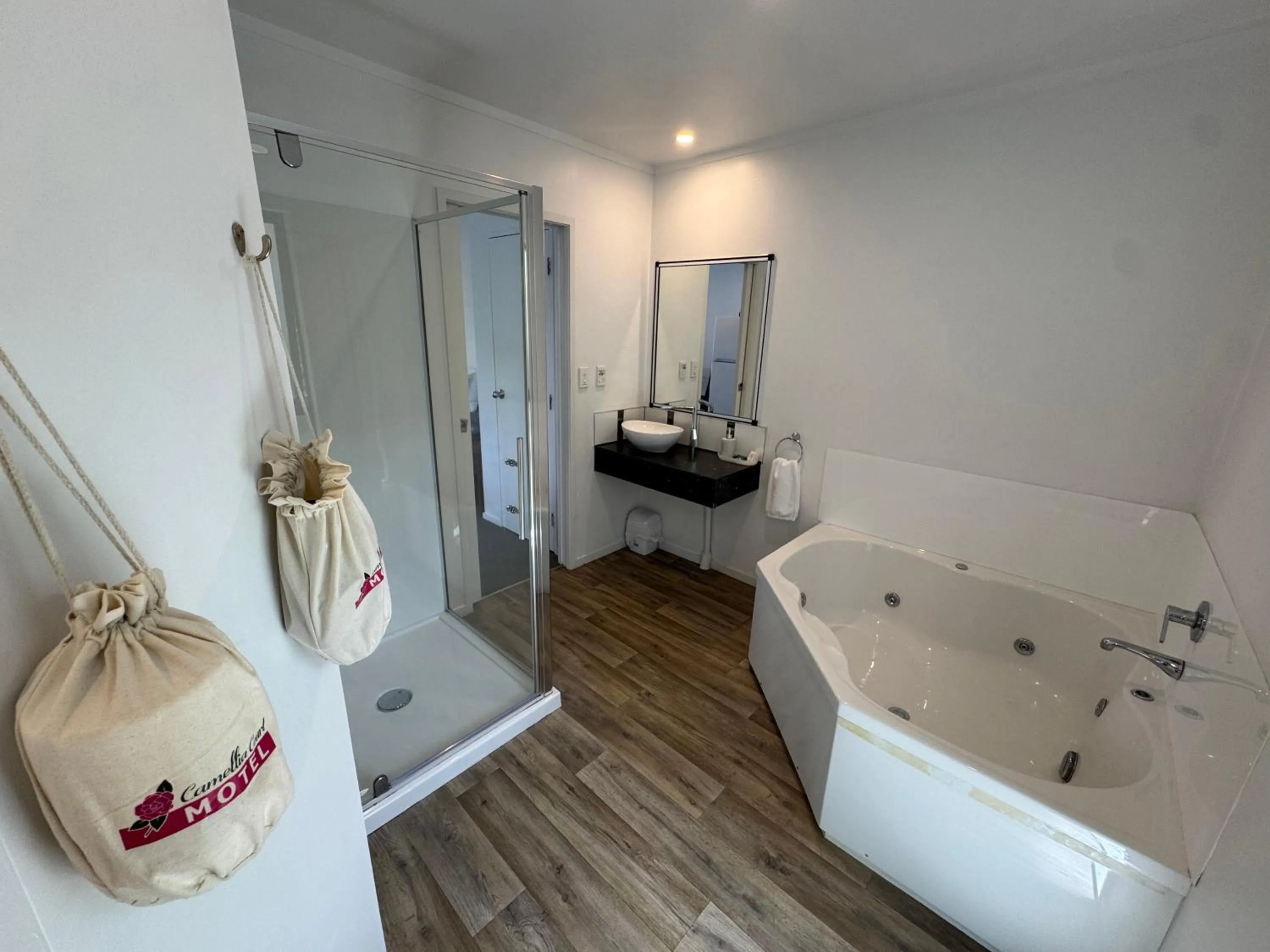 Shower in Camellia Court Motel