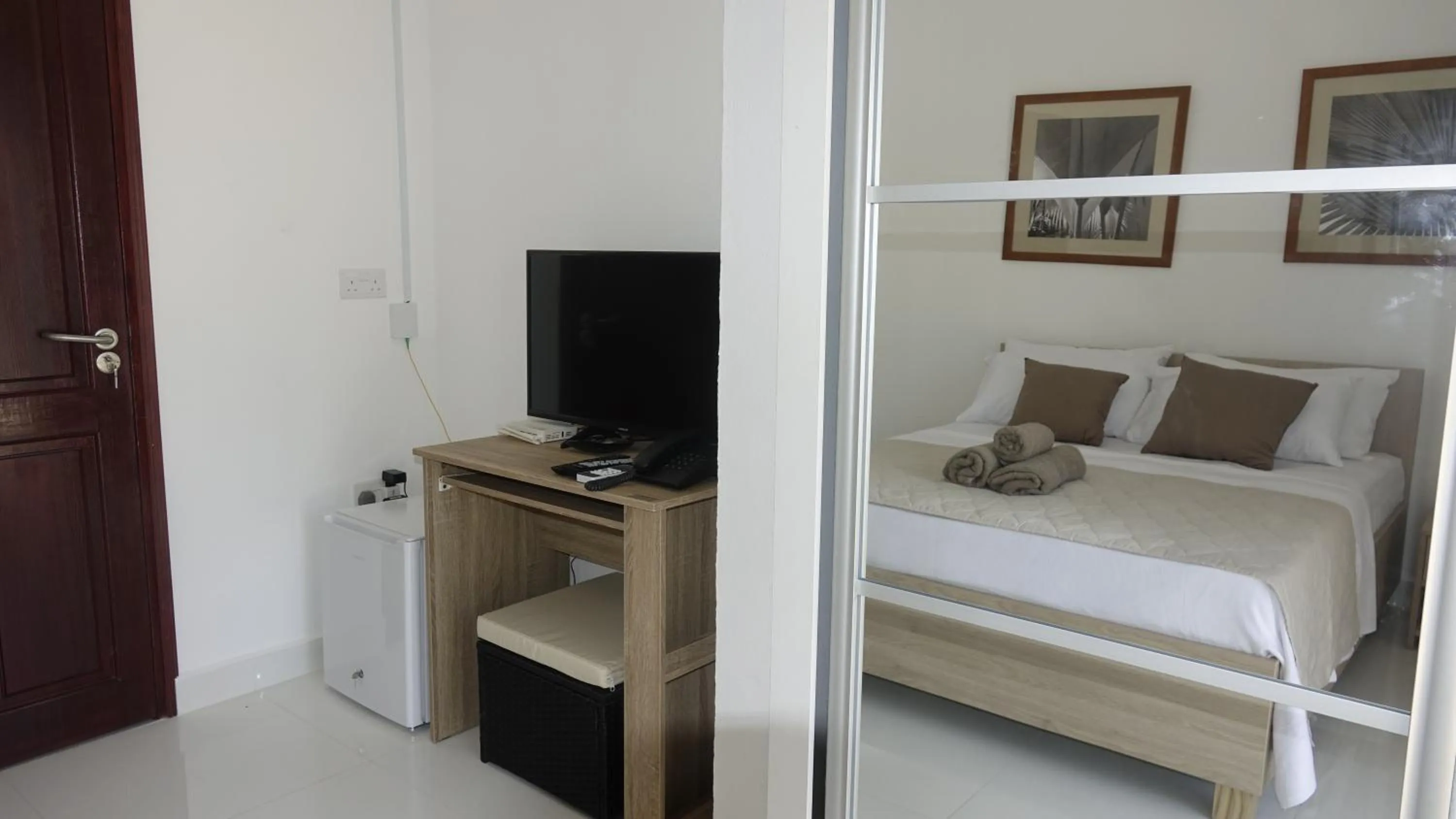 Bed in Hotel Plein Soleil